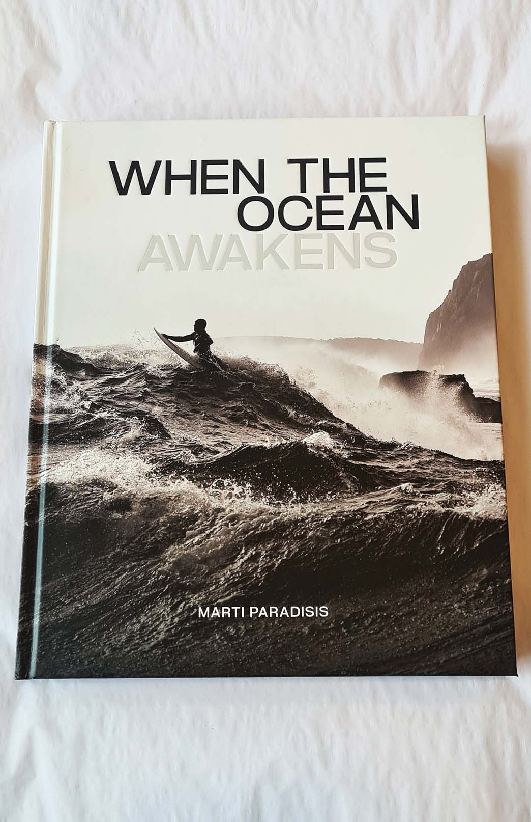 Hardcover Marti Paradisis Signed Copy Coffee Table Book Big Wave Surfing Tasmania 