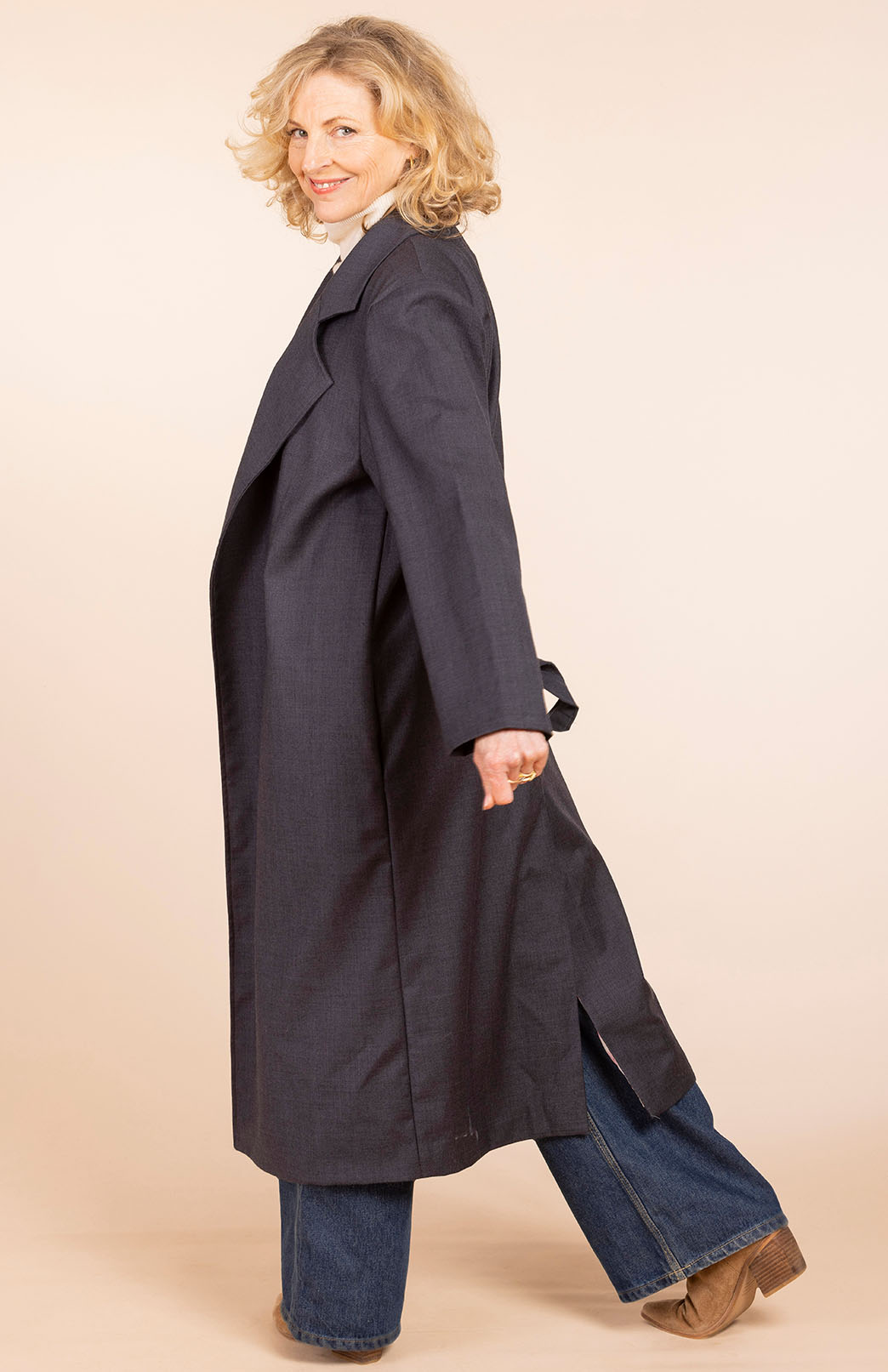 Obsidian Grey Herringbone Women&#39;s Superfine Merino Wool Herringbone Trench Coat
