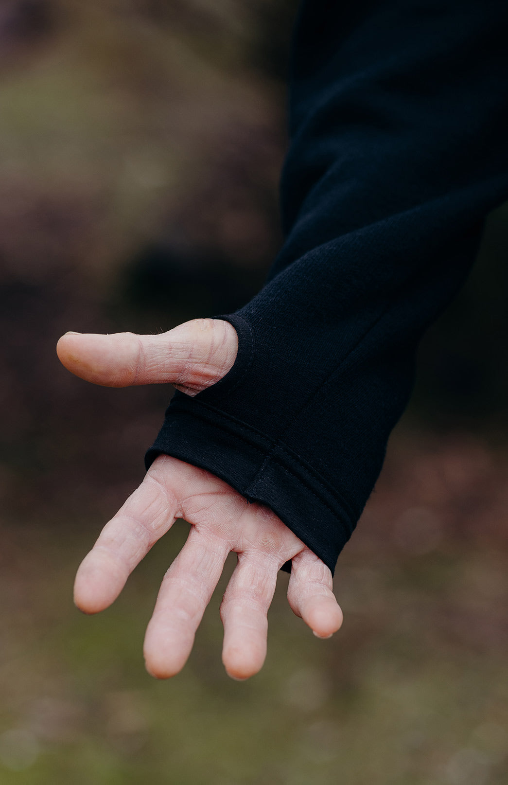 Black Men's Merino Wool Fleece Hoody with Front Pocket
