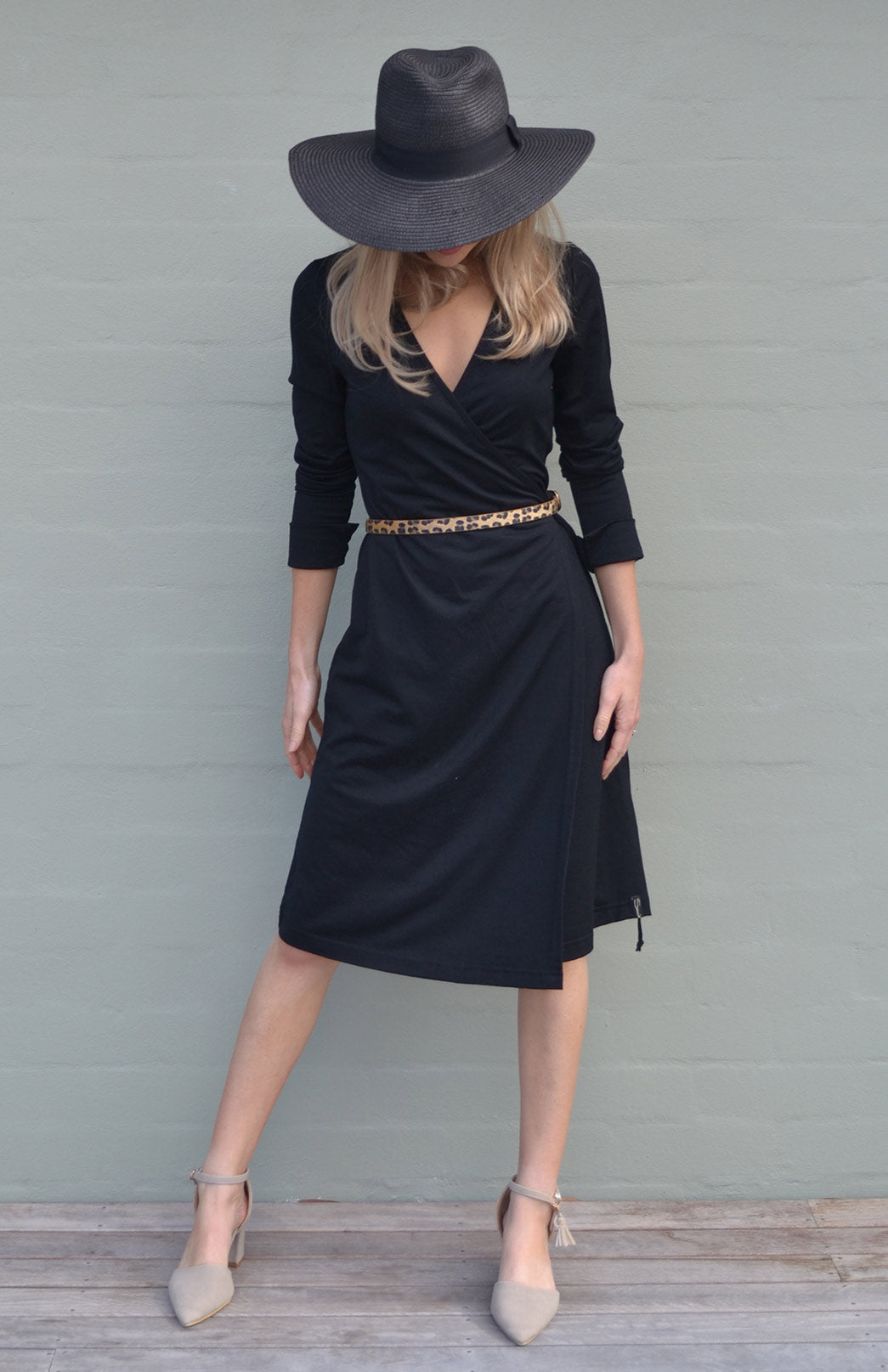 Black Women&#39;s Merino Wool Long Sleeve Wrap Dress
