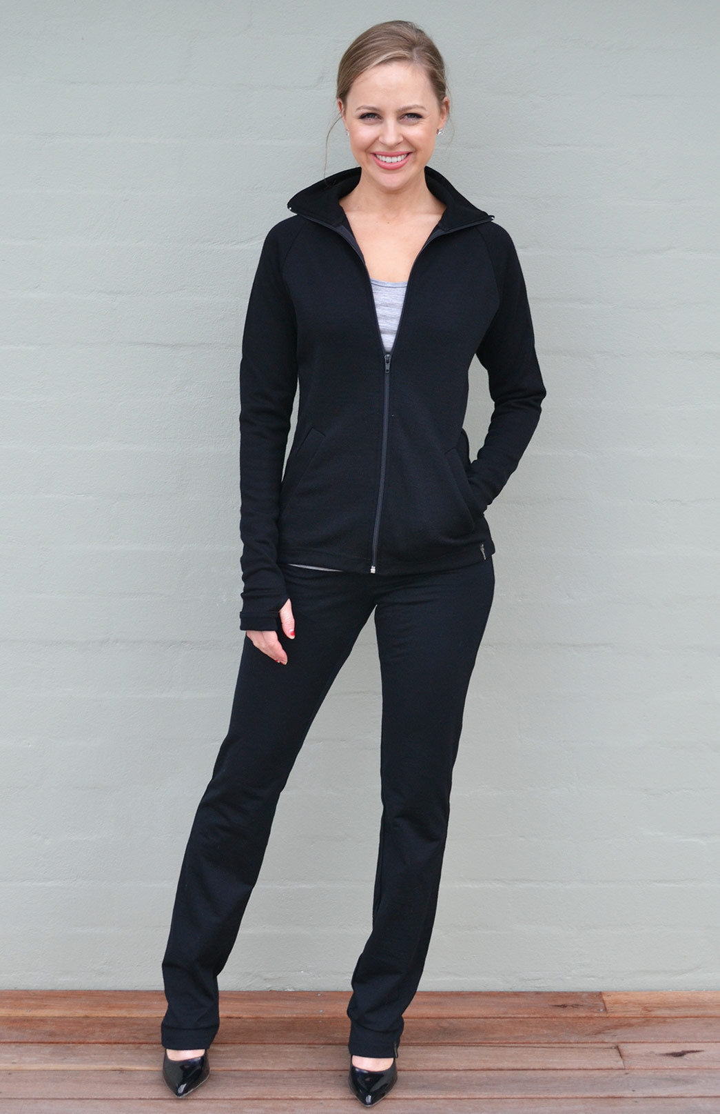 Black Women's Merino Wool Zip Jacket in Heavyweight 360g Fabric