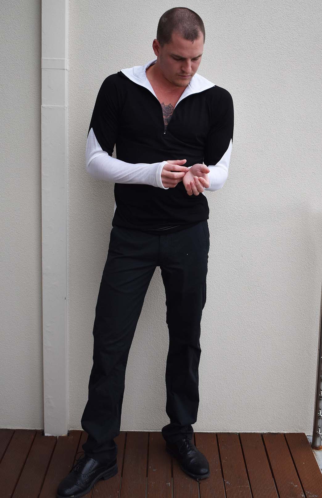 Black & Ivory Men's Merino Wool Zip Neck Top