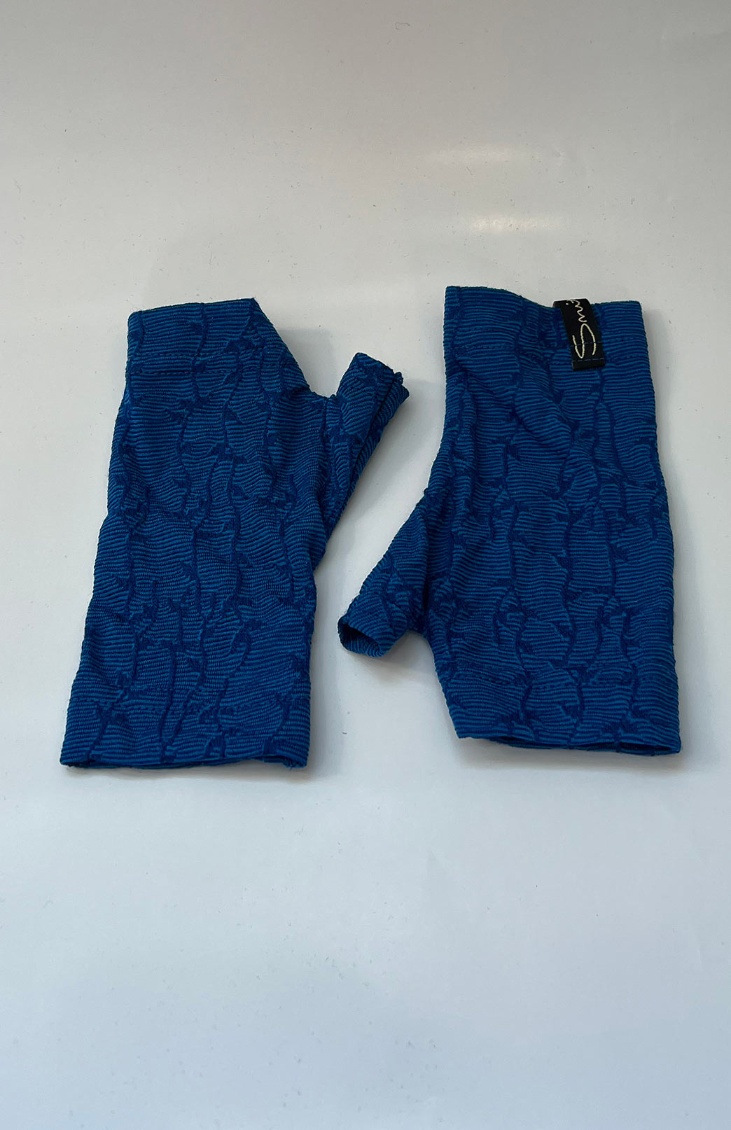 Azure Blue Vine  Merino Wool Thermal Fingerless Mittens