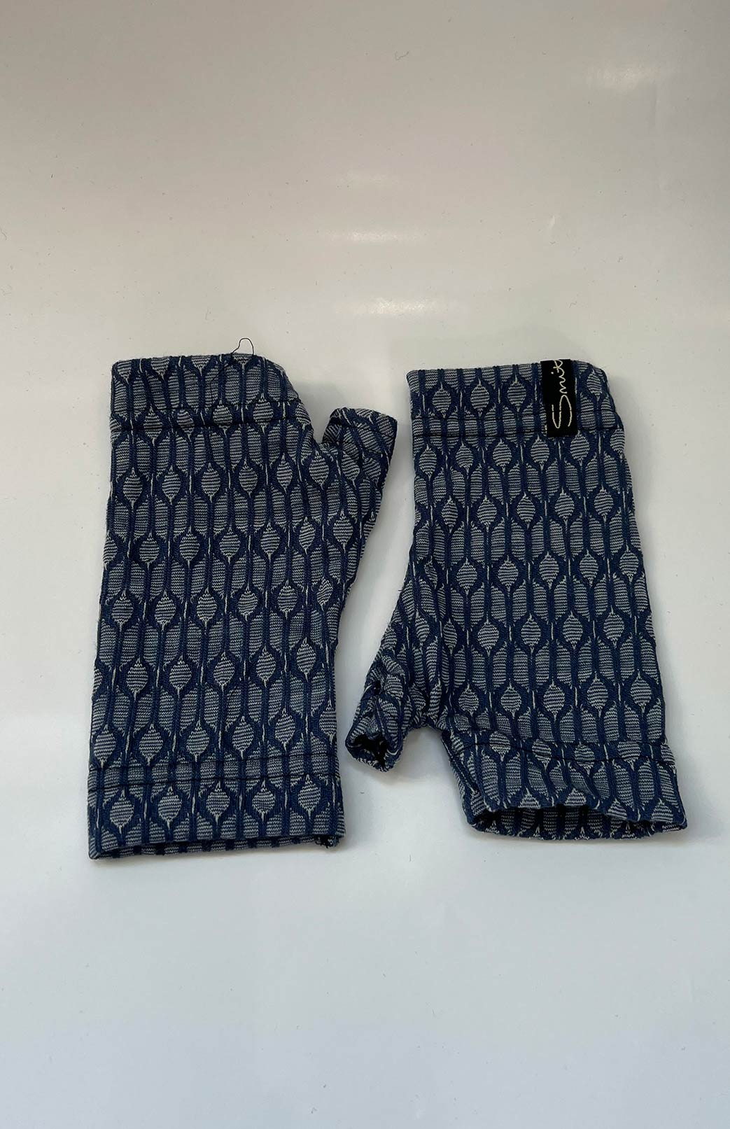Blue Keyhole Merino Wool Thermal Fingerless Mittens