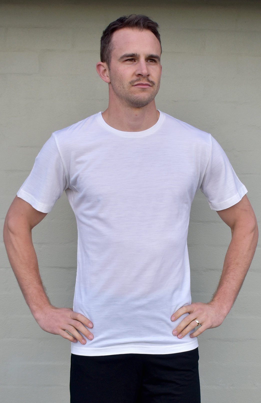 Kale Green Men&#39;s Merino Wool T-Shirt
