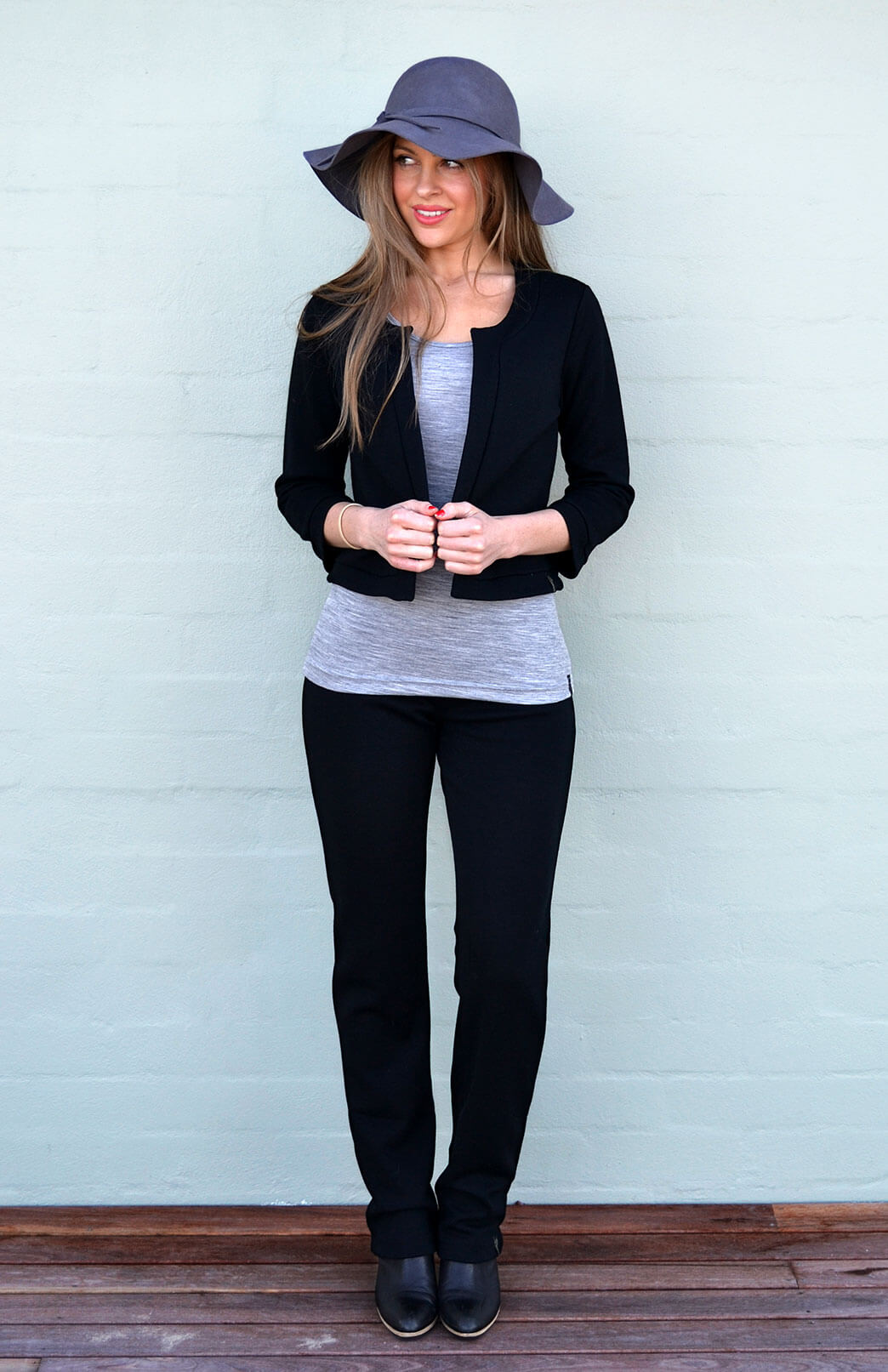 Black Women&#39;s Merino Wool Straight Leg Pants (Heavyweight 360g Fabric)
