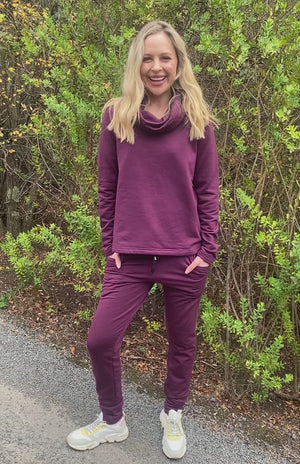 Aubergine Purple