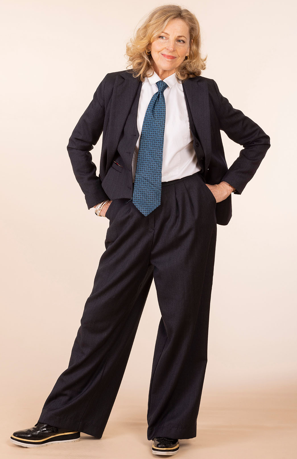 Obsidian Grey Herringbone Women's Superfine Merino Wool Herringbone Wide Leg Pleated Pants 