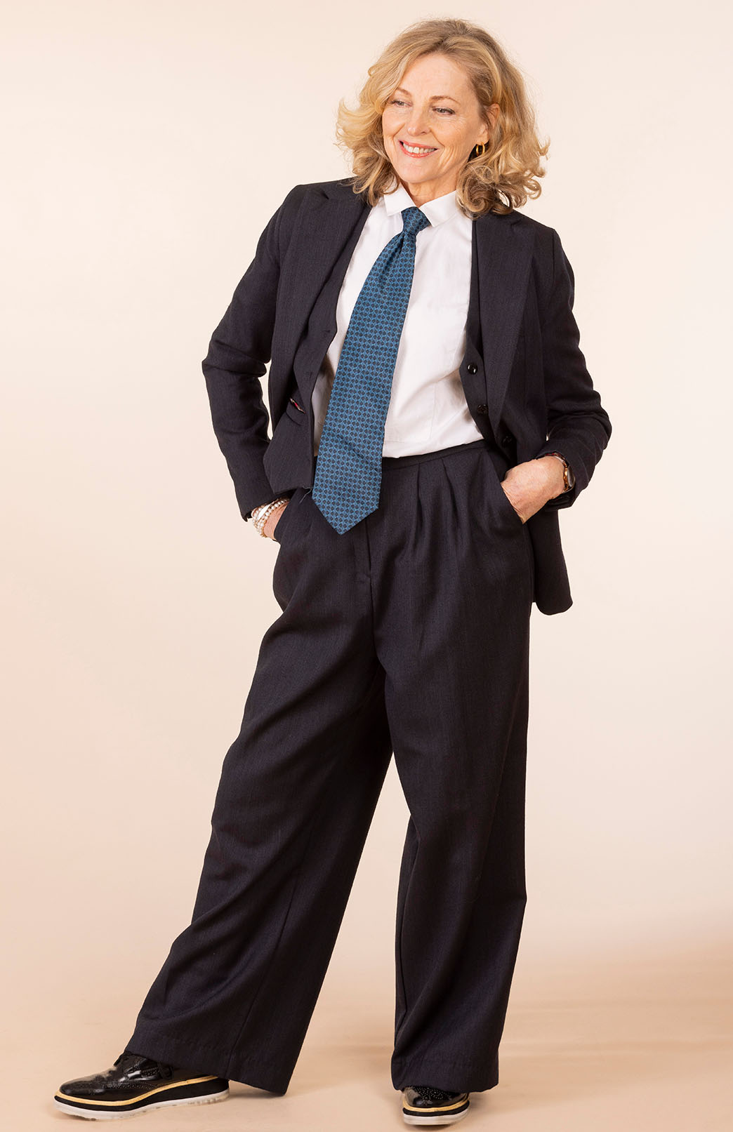 Obsidian Grey Herringbone Women's Superfine Merino Wool Herringbone Wide Leg Pleated Pants 