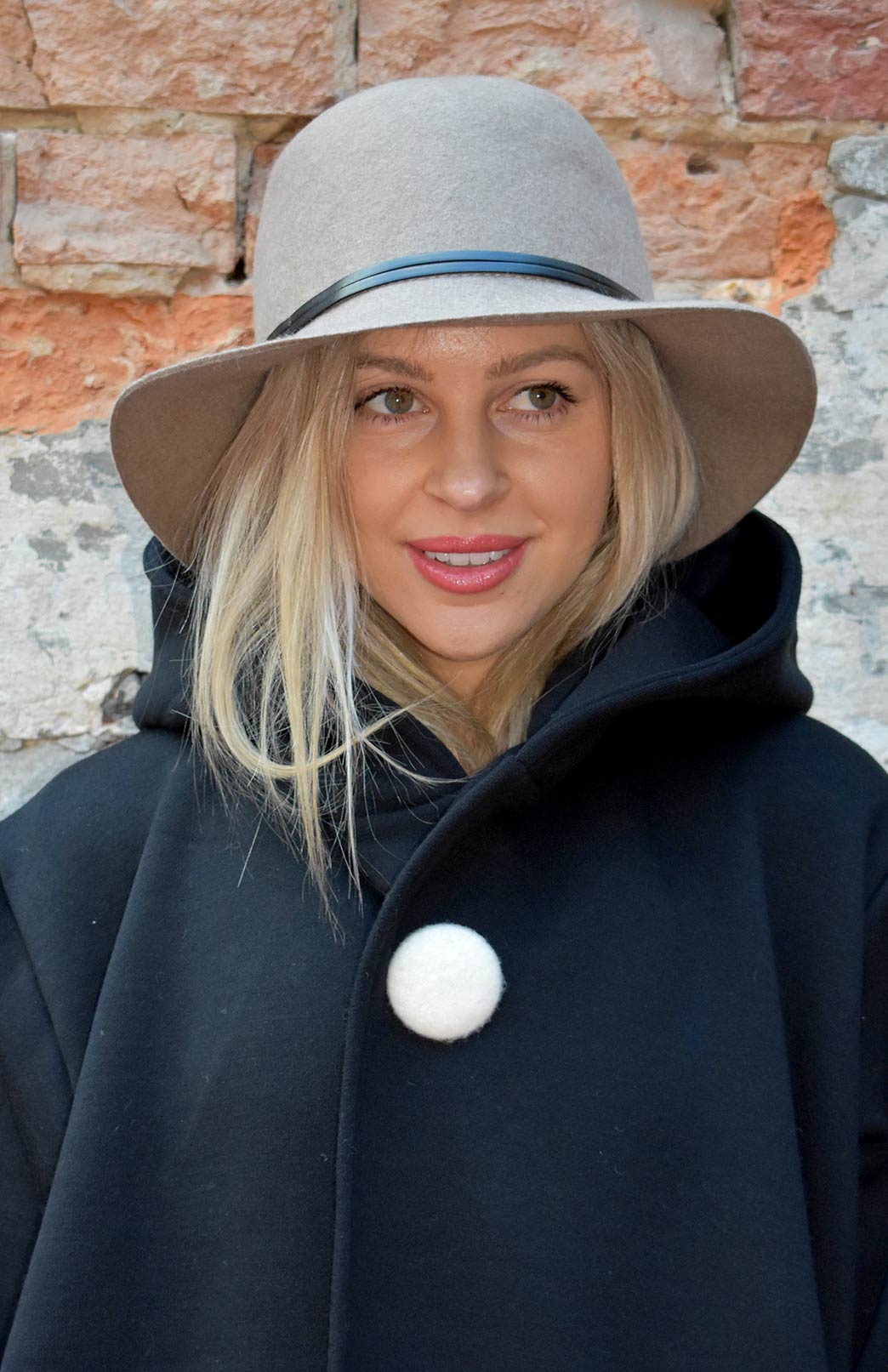 Light Steel Grey Women's Merino Wool Magnetic Button Brooch