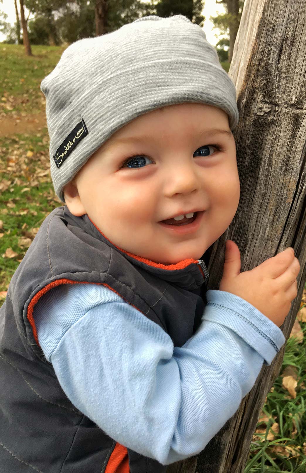 Babies wooly online bobble hats