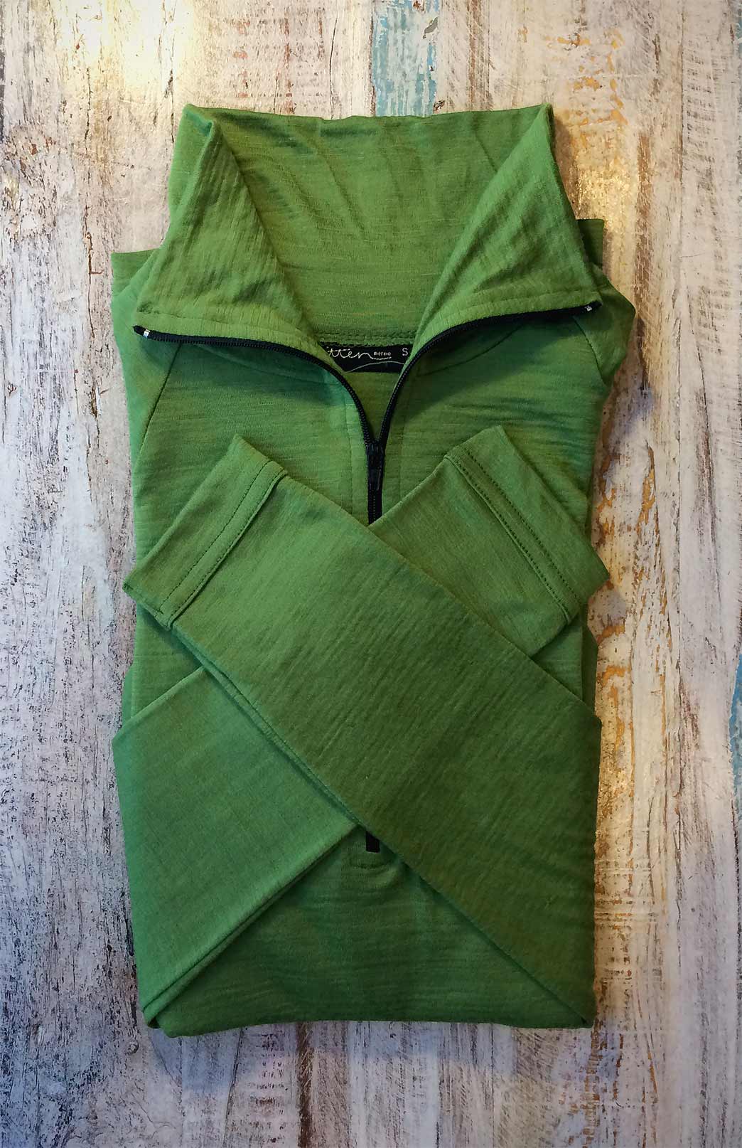 Irish Green Men's Merino Wool Zip Neck Top