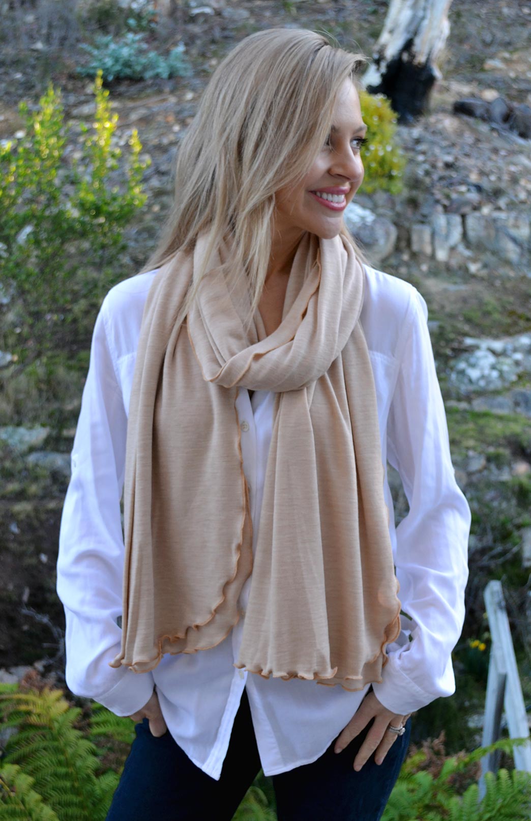 Camel Women's Merino Wool Luxury Scarf