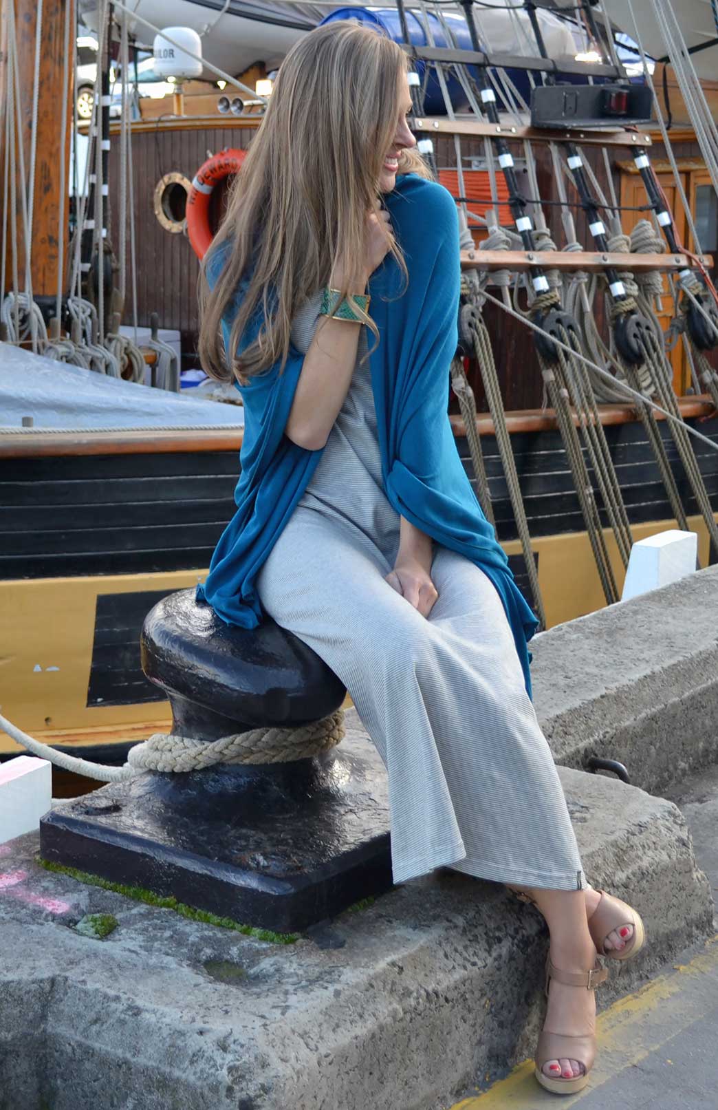 Dragonfly Teal Women's Merino Wool Plain Scarf