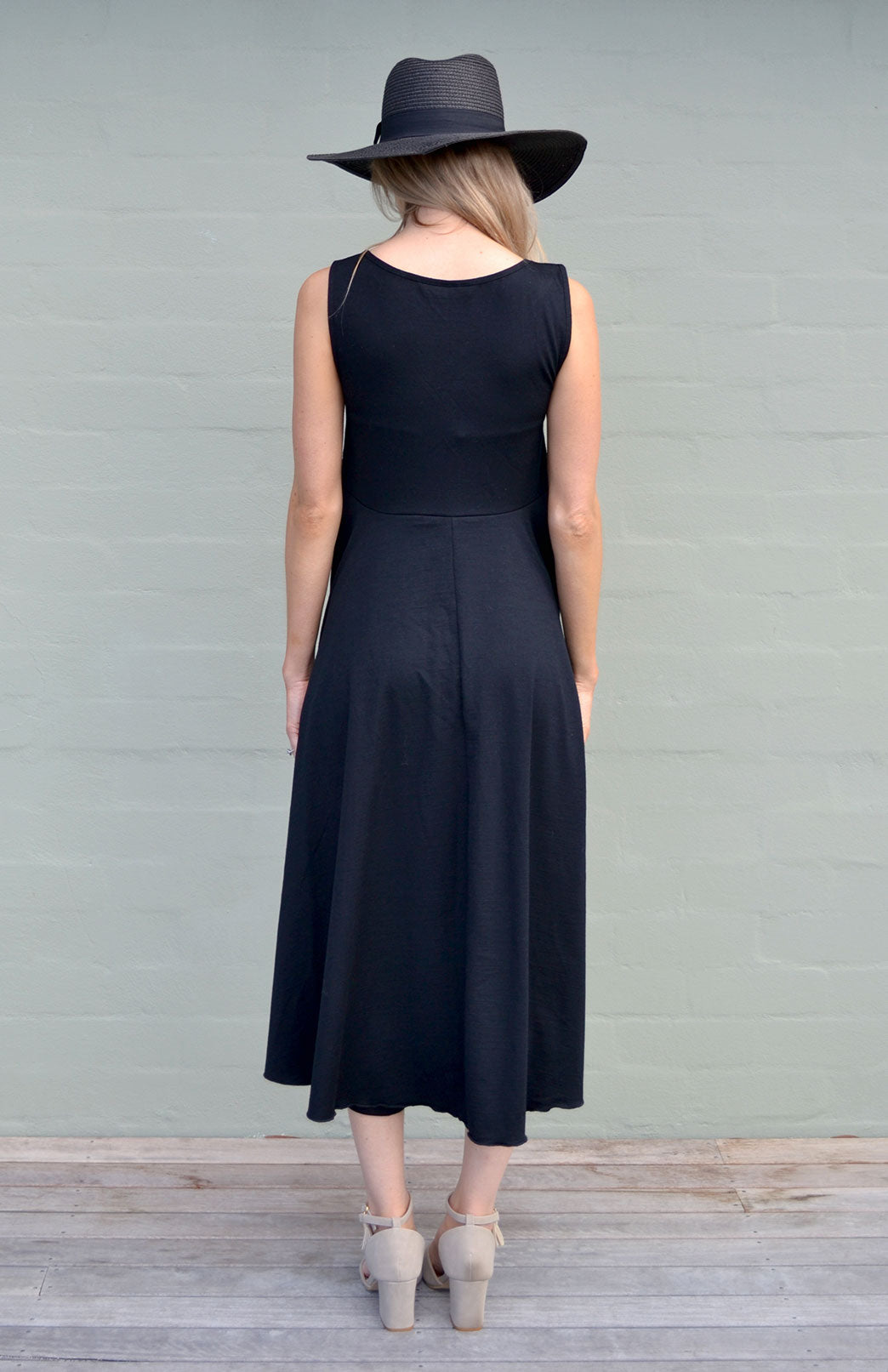 Black Women's Merino Wool Sleeveless Dress
