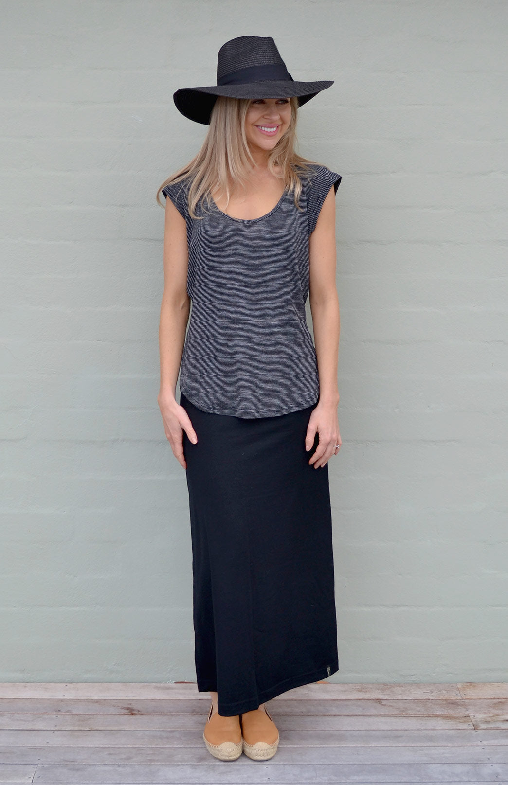 Black Women's Merino Wool Maxi Skirt