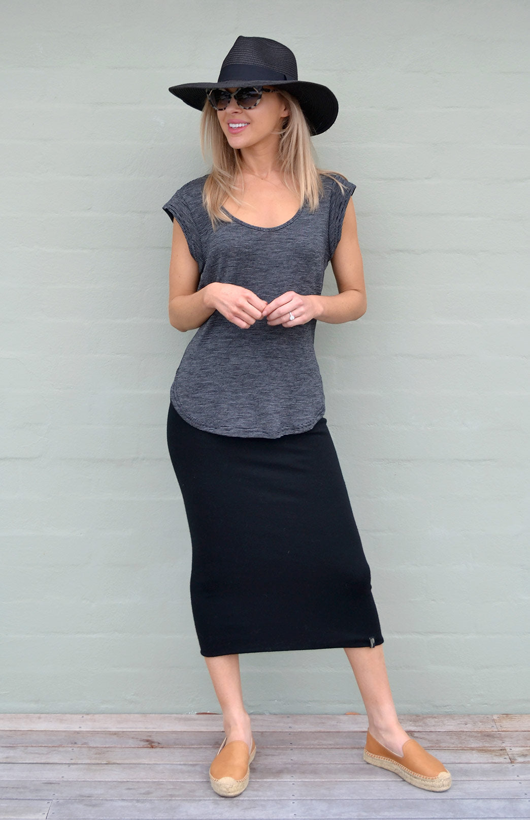 Black Women's Merino Wool Long Tube Skirt