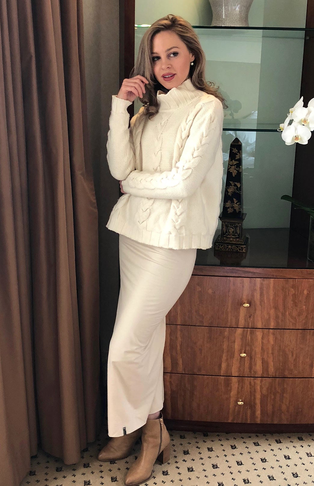 Ivory Women's Merino Wool Cable Knit Jumper 