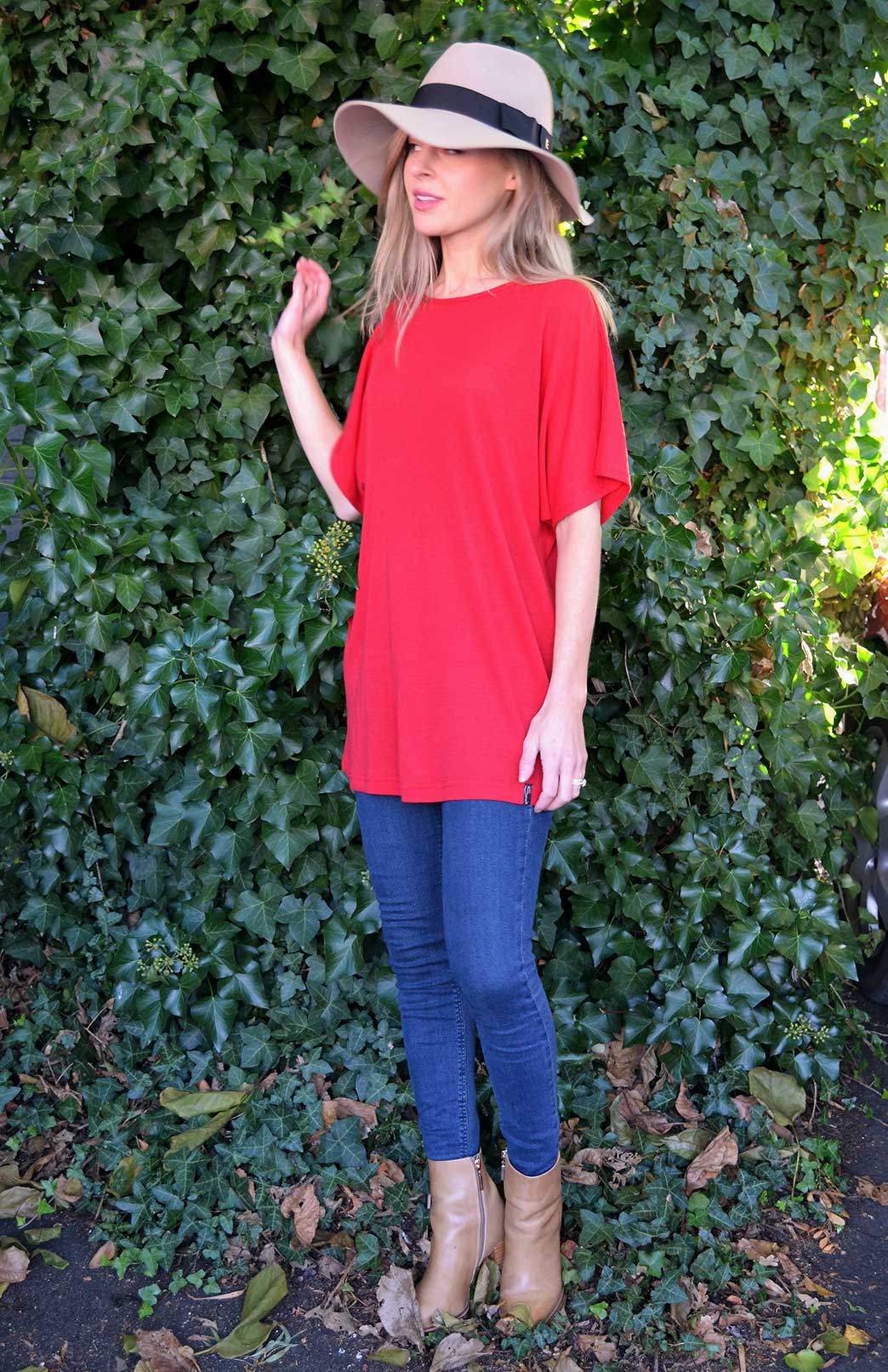 Navy Blue Women&#39;s Merino Wool Loose-Fit Tunic
