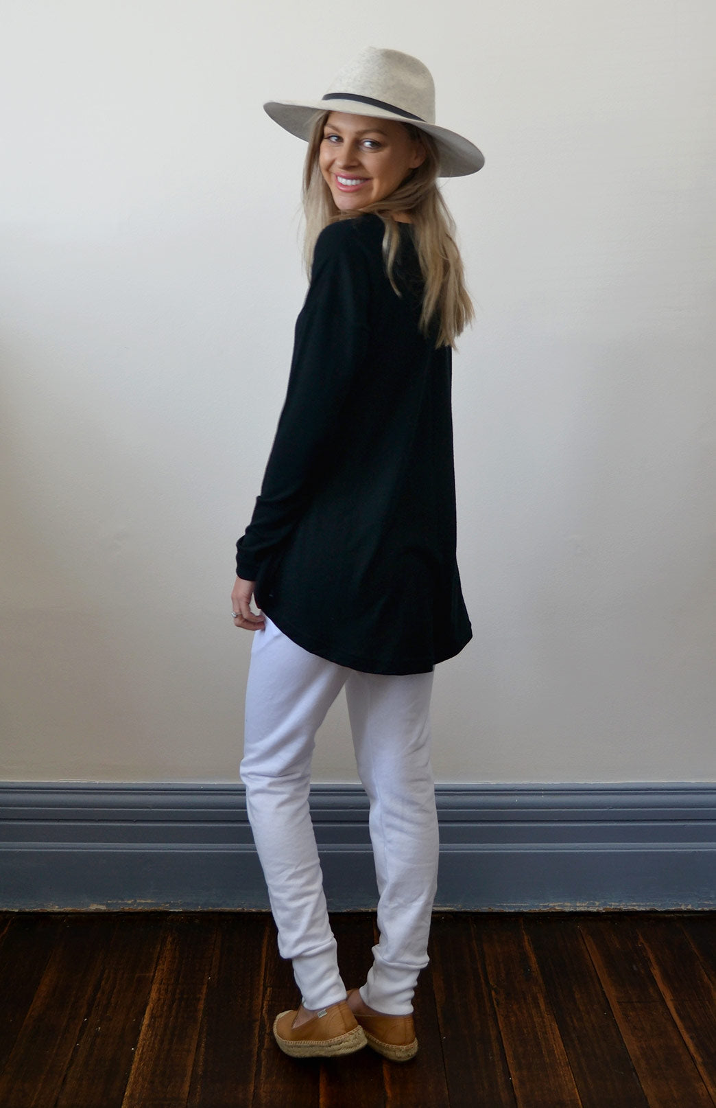 Black Women's Merino Wool Long Sleeve Top