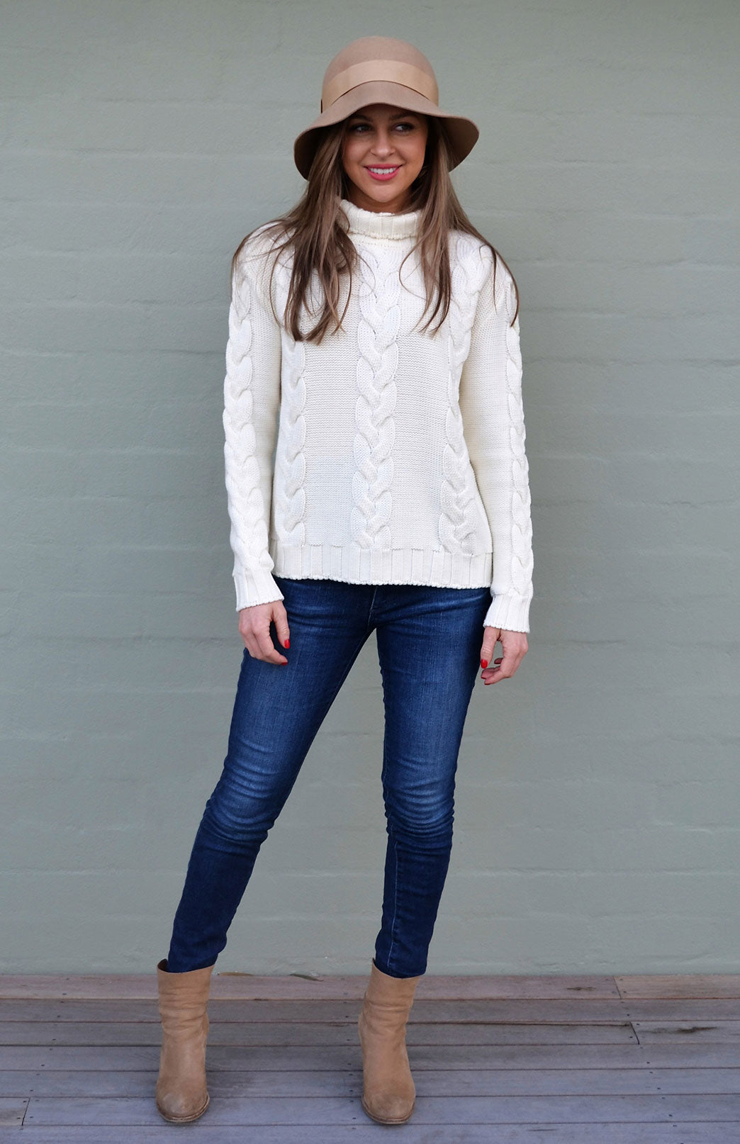 Ivory Women's Merino Wool Cable Knit Jumper 