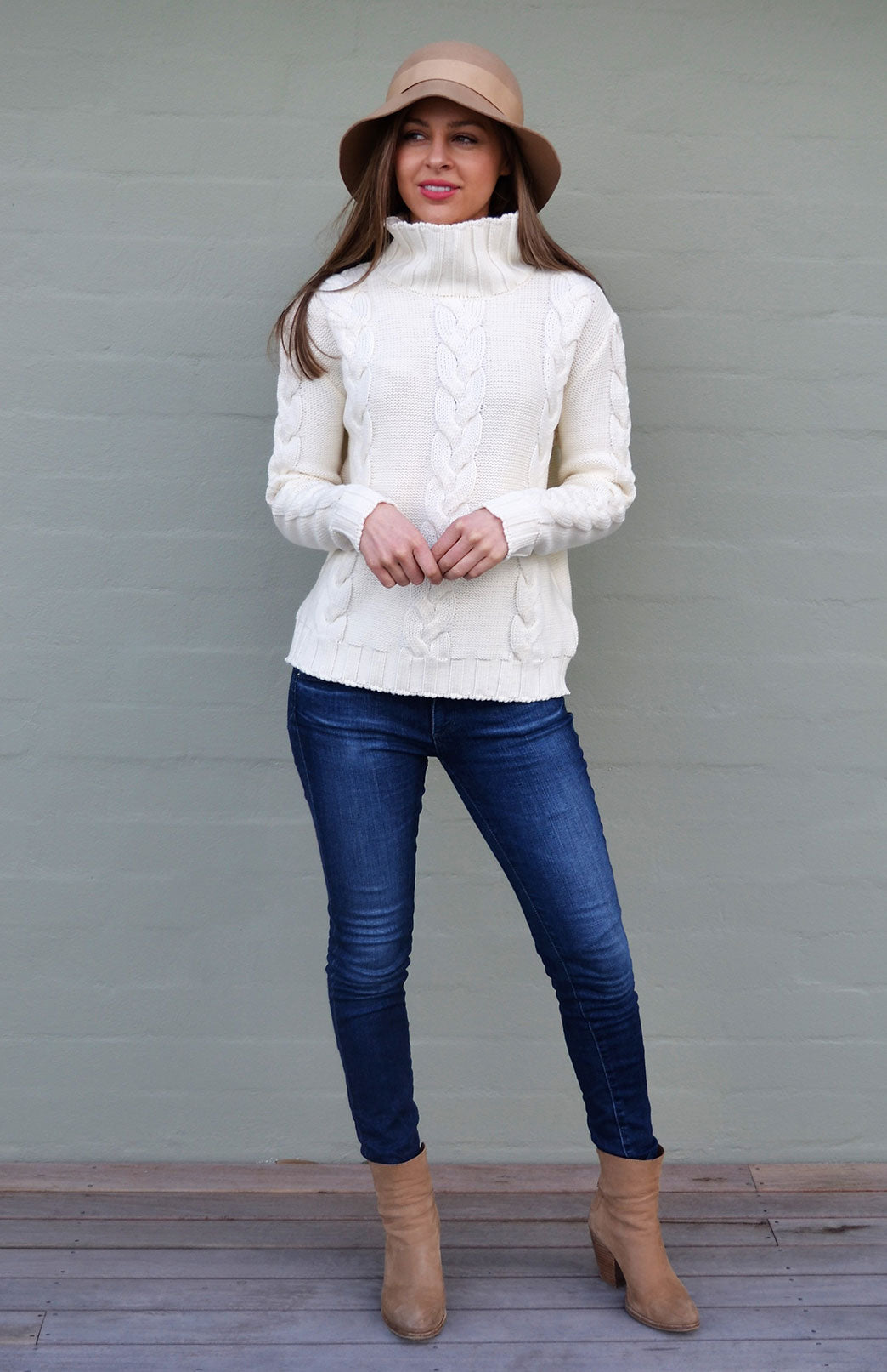 Ivory Women's Merino Wool Cable Knit Jumper 