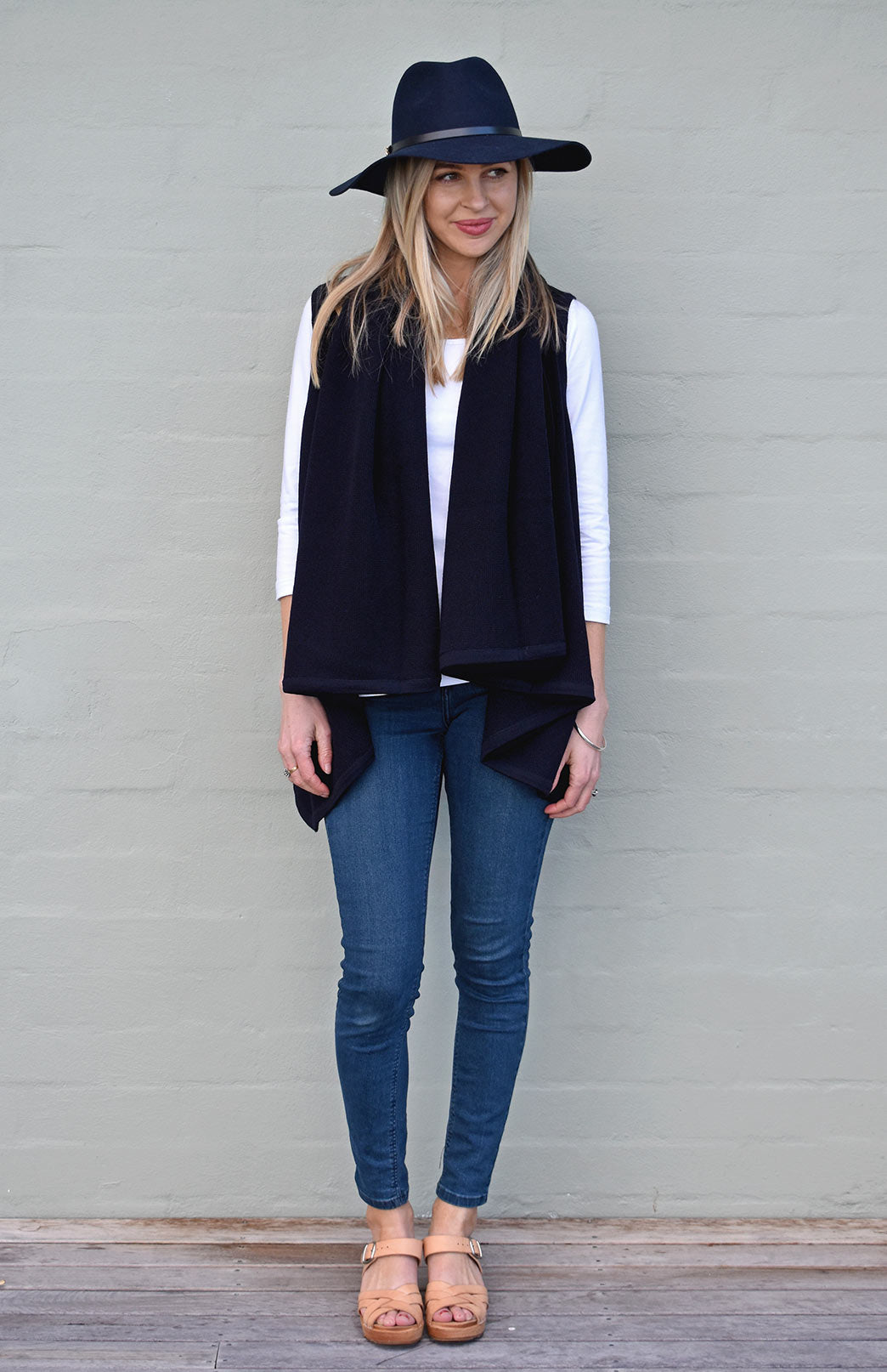 Black Women's Merino Wool Classic Knitted  Sleeveless Wrap