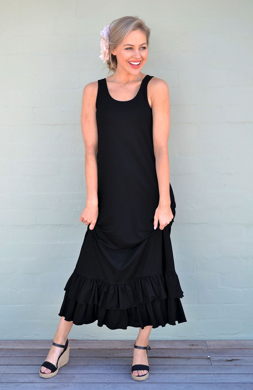 Black Women's Merino Wool Maxi Dress with Ruffled Hem