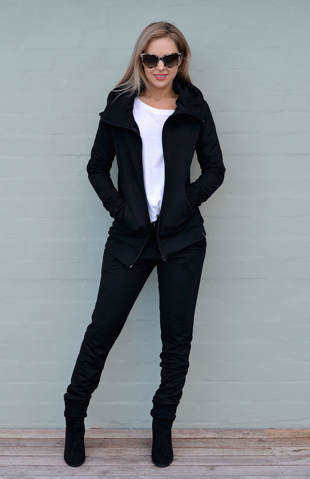 Black Women's Merino Wool and Modal Fitted Zip Jacket with Hood