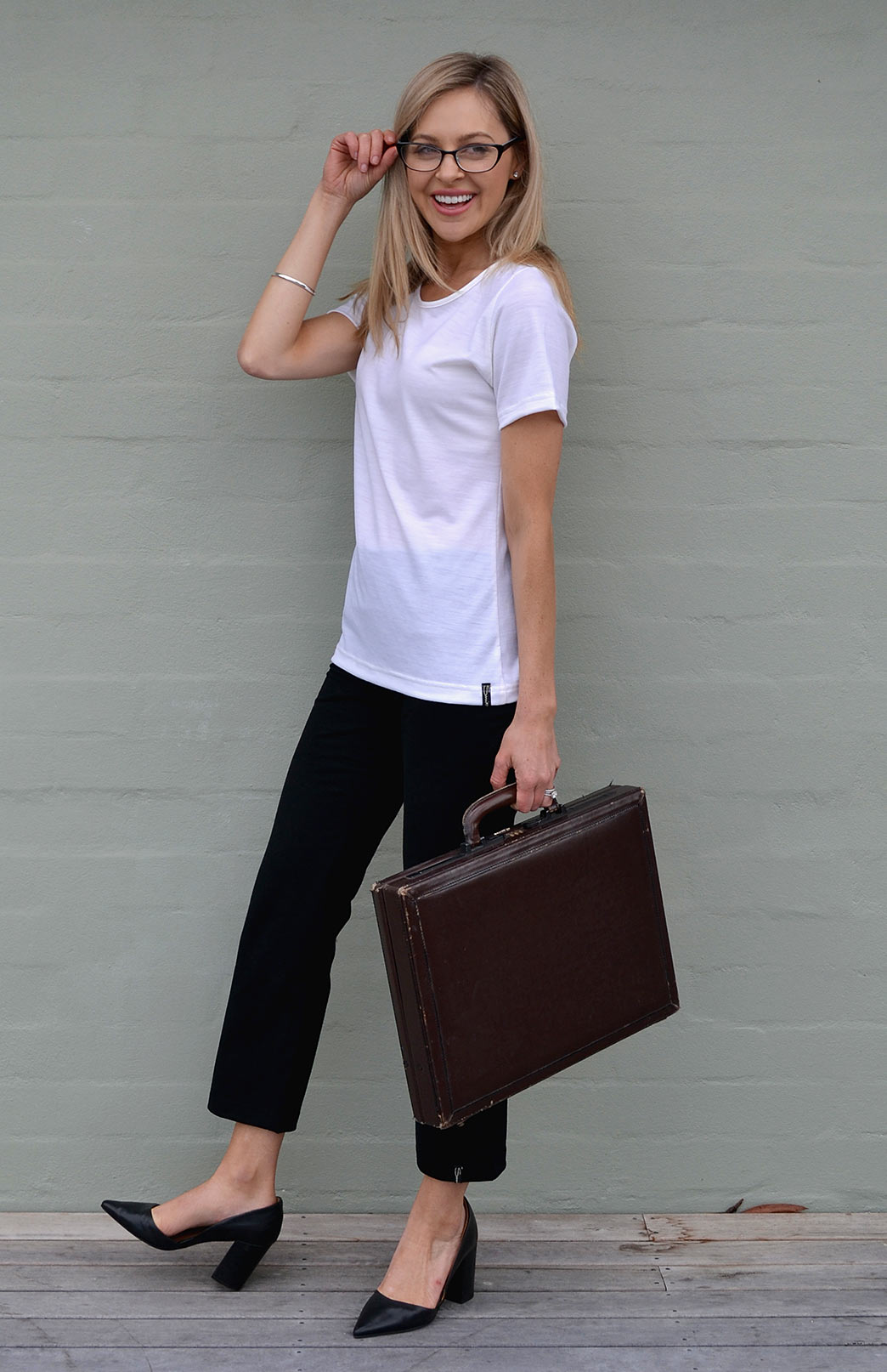 Ivory Women's Merino Wool Short Sleeve Round Neck T-Shirt Top