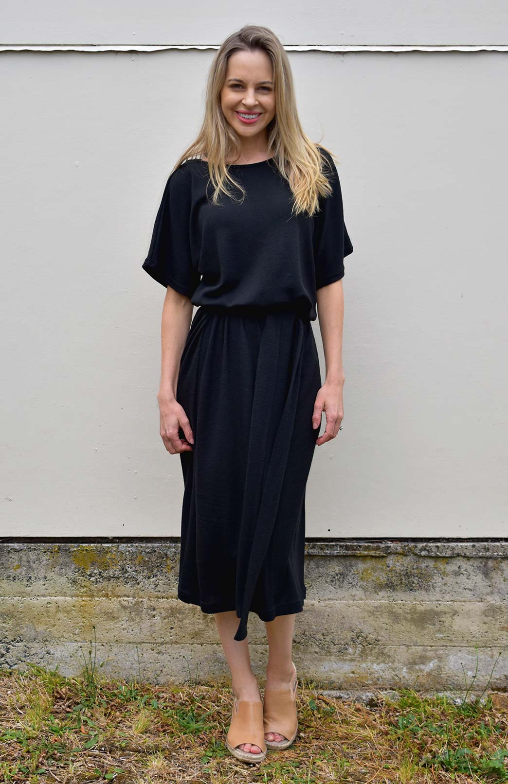 Black Women's Merino Wool Loose Fit Dress with Waist Tie