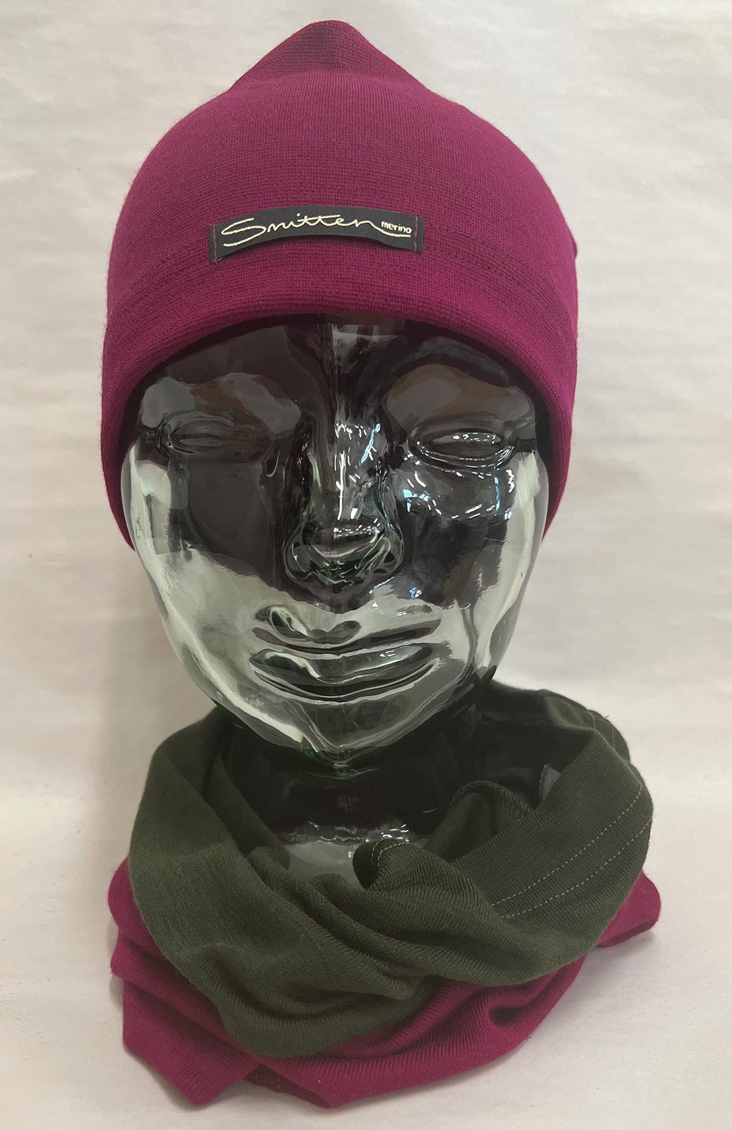 Magenta Unisex Merino Wool Thermal (360g) Beanie