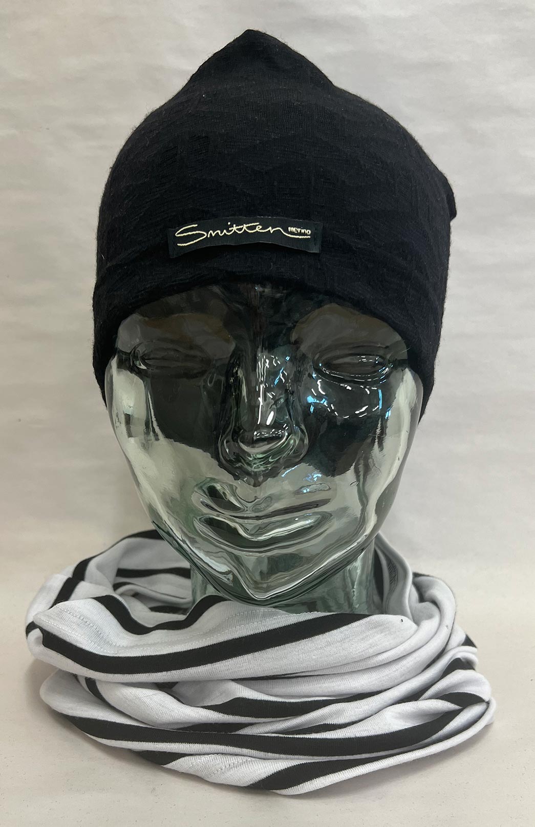 Black Jacquard Unisex Merino Wool Thermal Beanie