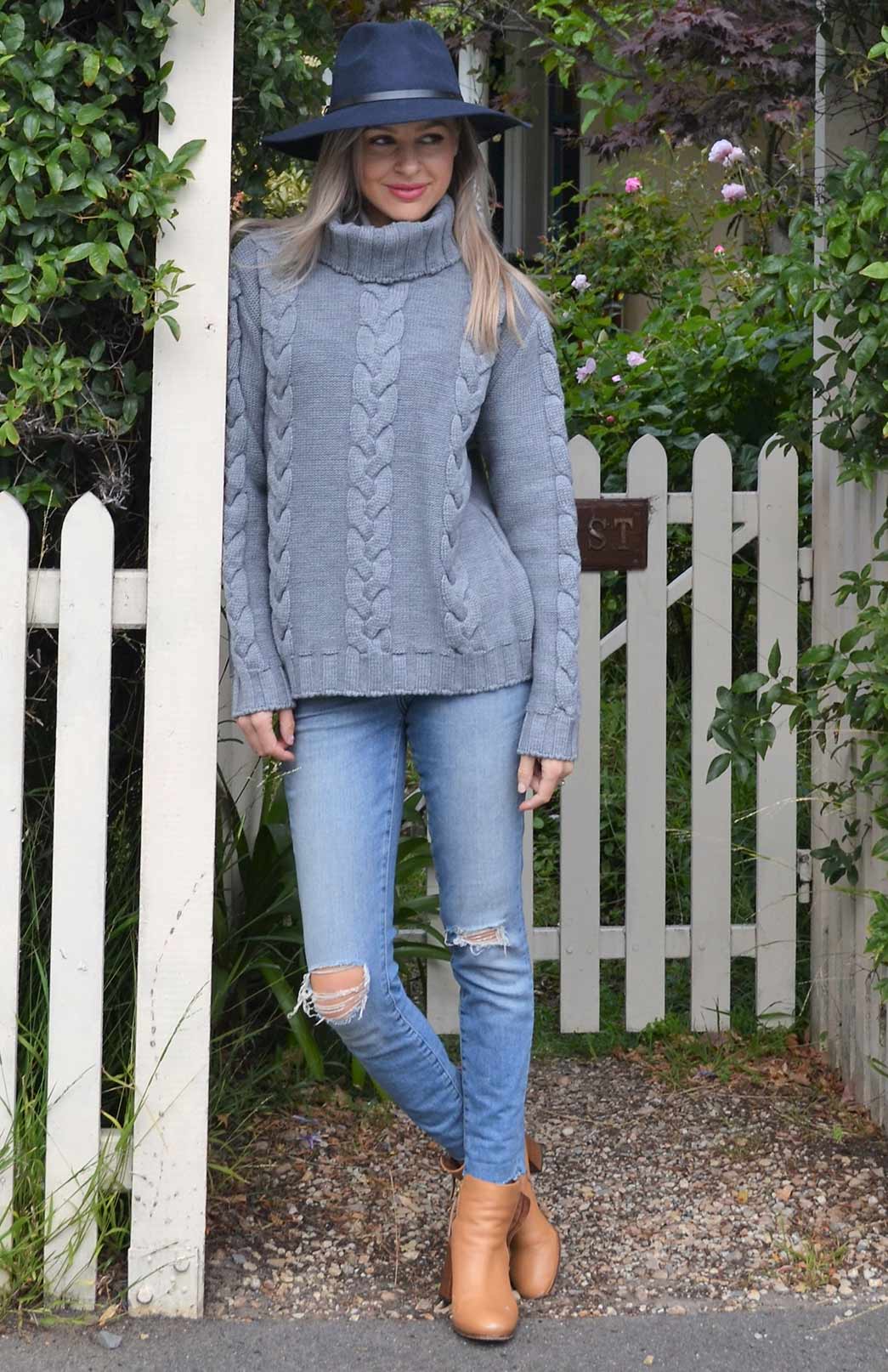 Cloud Grey Women's Merino Wool Cable Knit Jumper 