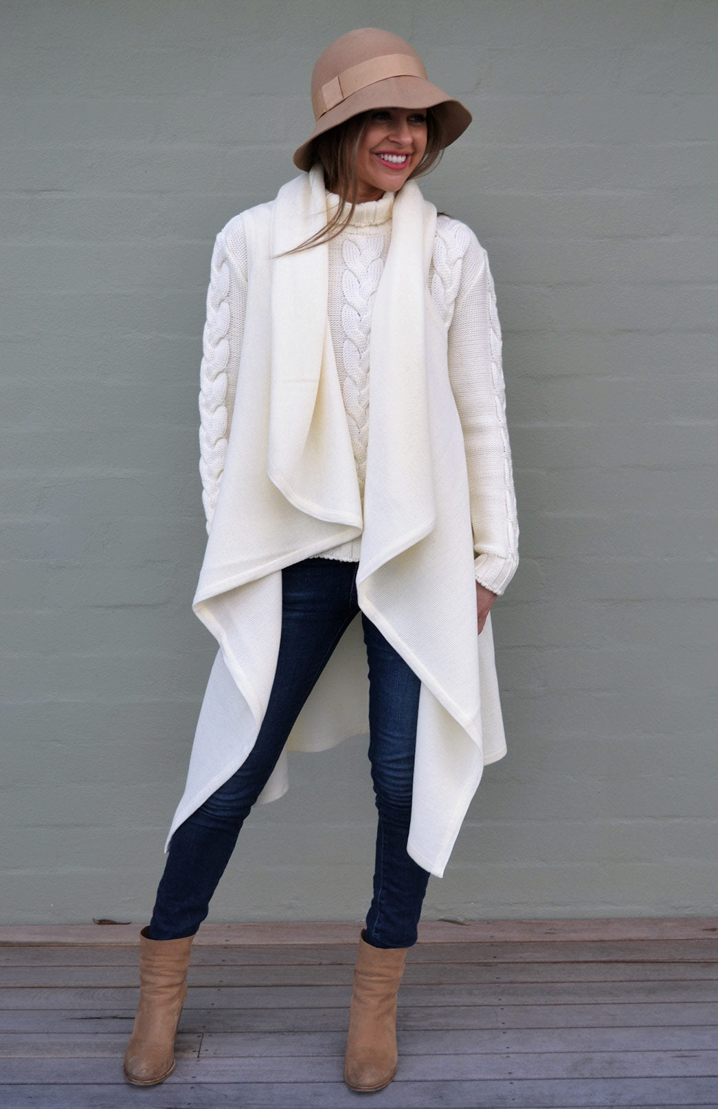 Ivory Women's Merino Wool Classic Knitted  Sleeveless Wrap