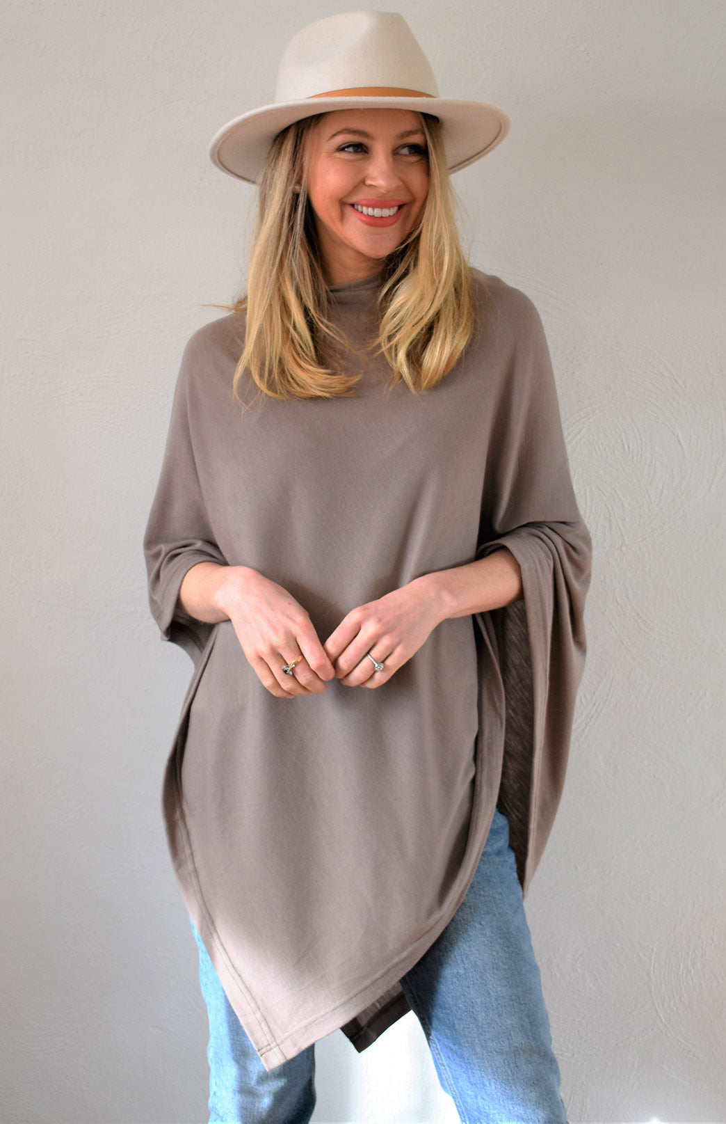 Dark Oatmeal Women's Merino Wool Plain Poncho