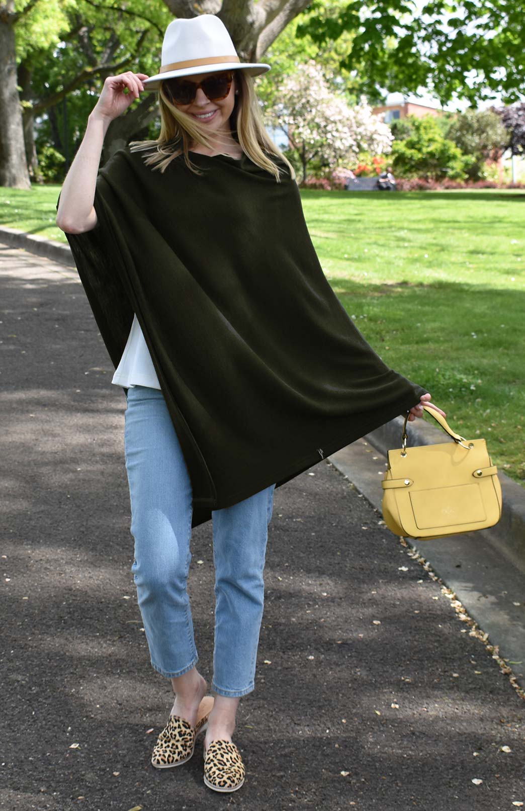 Kale Green Women's Merino Wool Plain Poncho