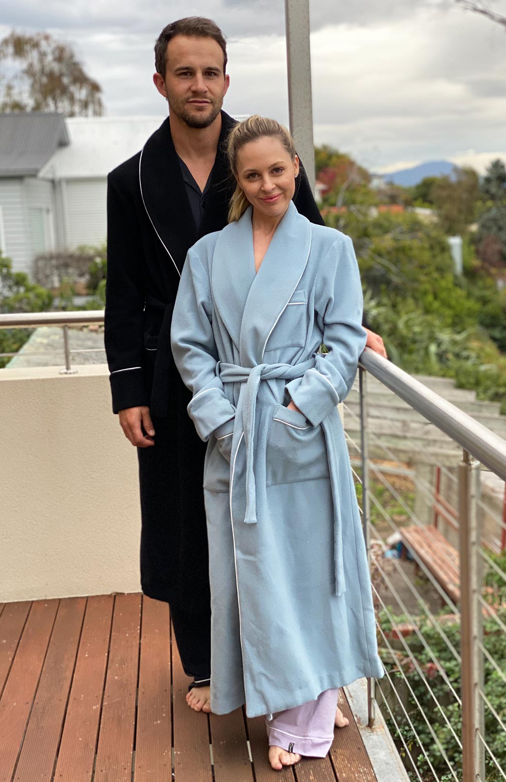 Black Signature Cashmere Wool Dressing Gown (S-M) Wool and Cashmere Blend Nightgown 