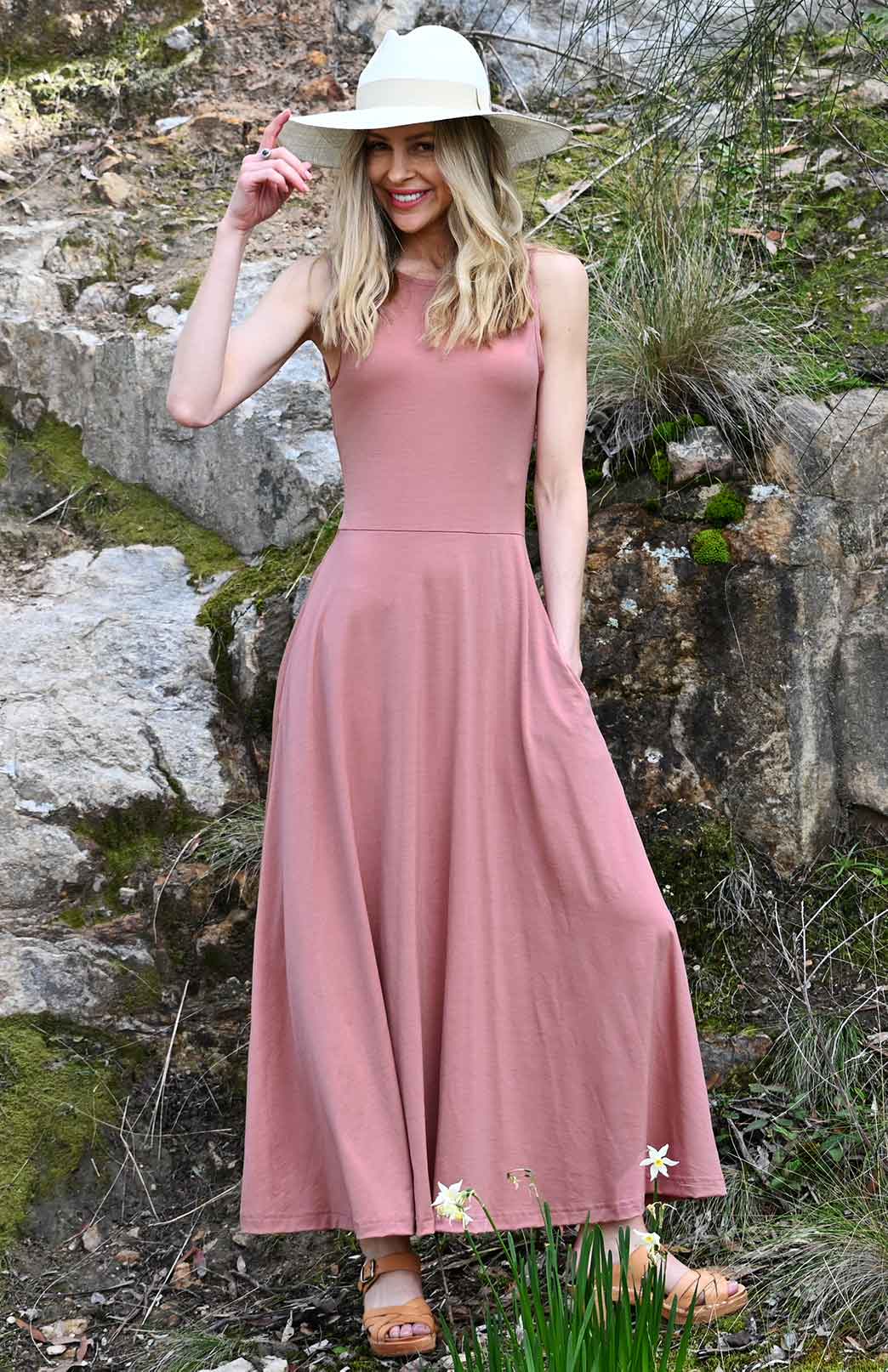 Rosewood Pink Women's Merino Wool Sleeveless Dress