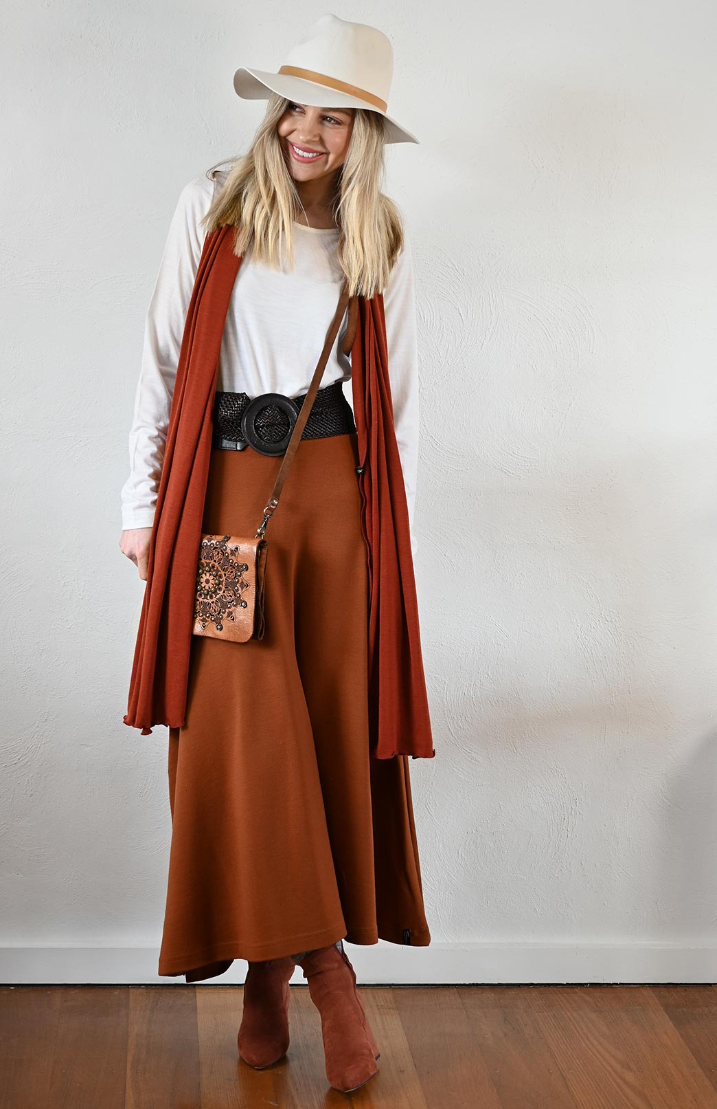 Shiraz Red Women's Merino Wool Luxury Scarf