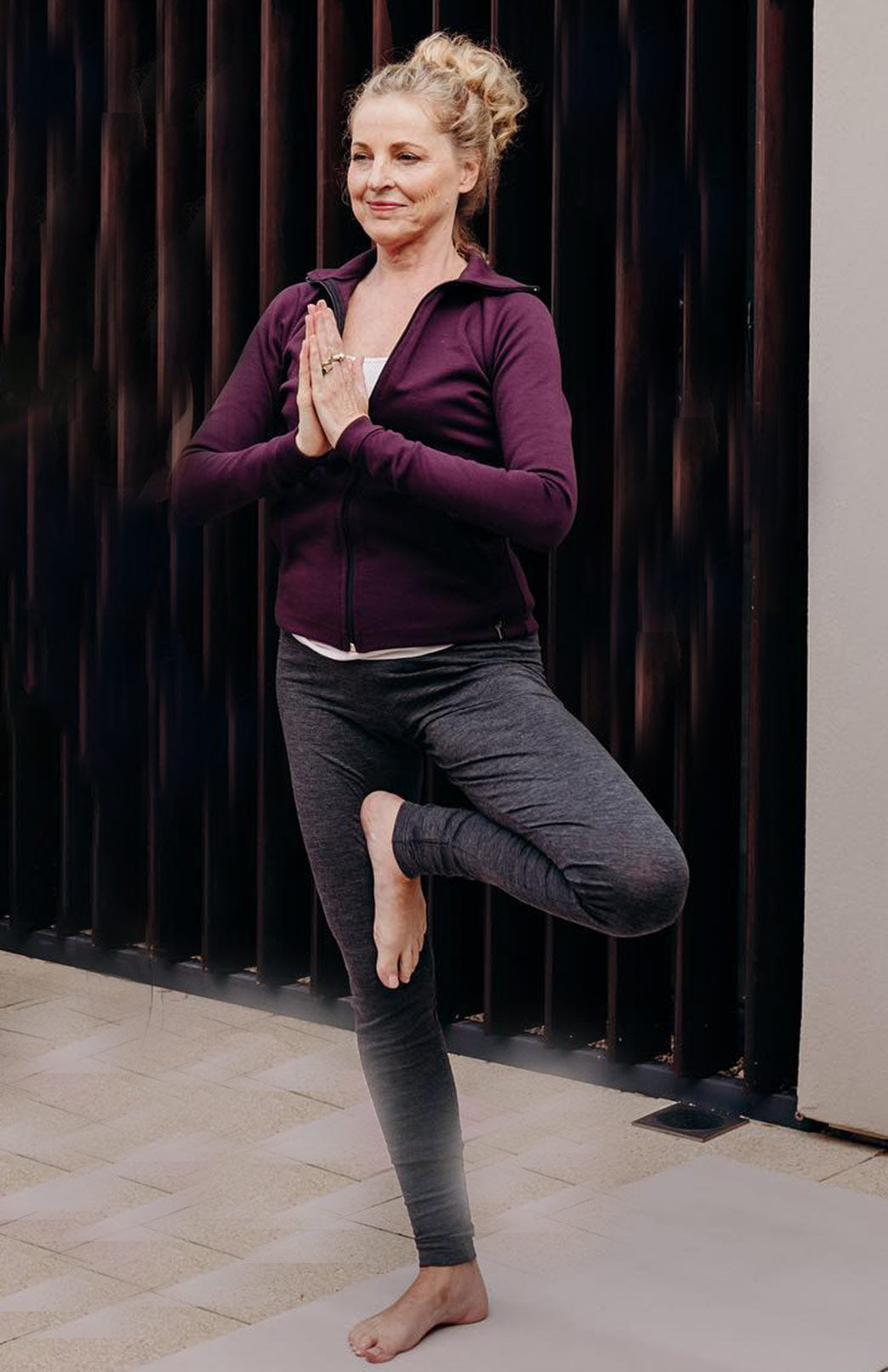 Aubergine Purple Women's Merino Wool Zip Jacket in Heavyweight 360g Fabric