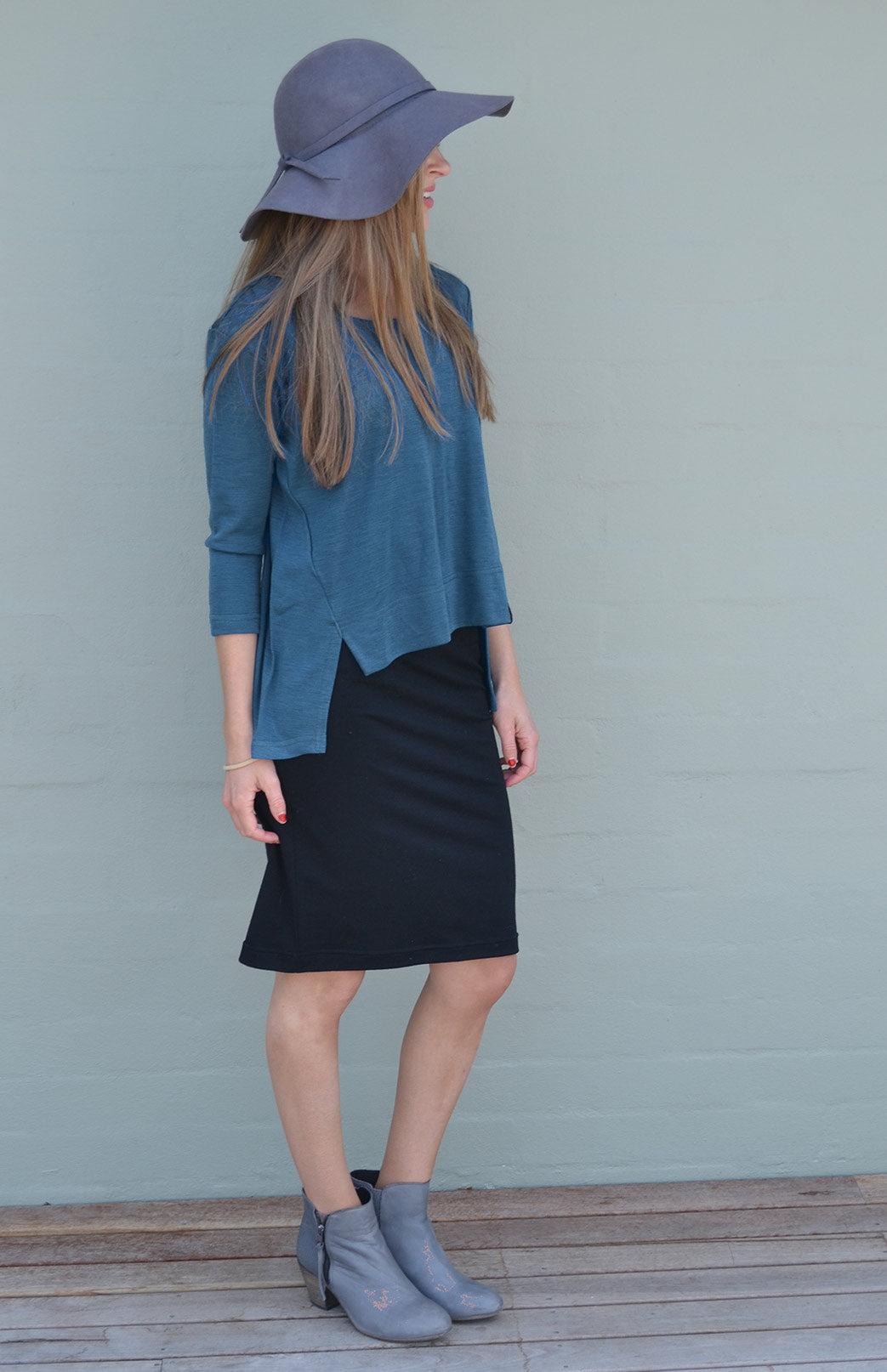 Storm Teal Women's Merino Wool High-Low Top with 3/4 Sleeves