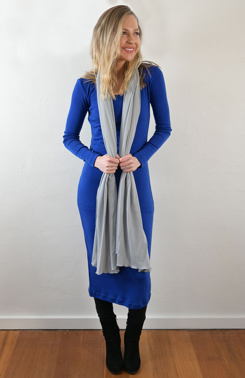 Armani Grey Women's Merino Wool Luxury Scarf