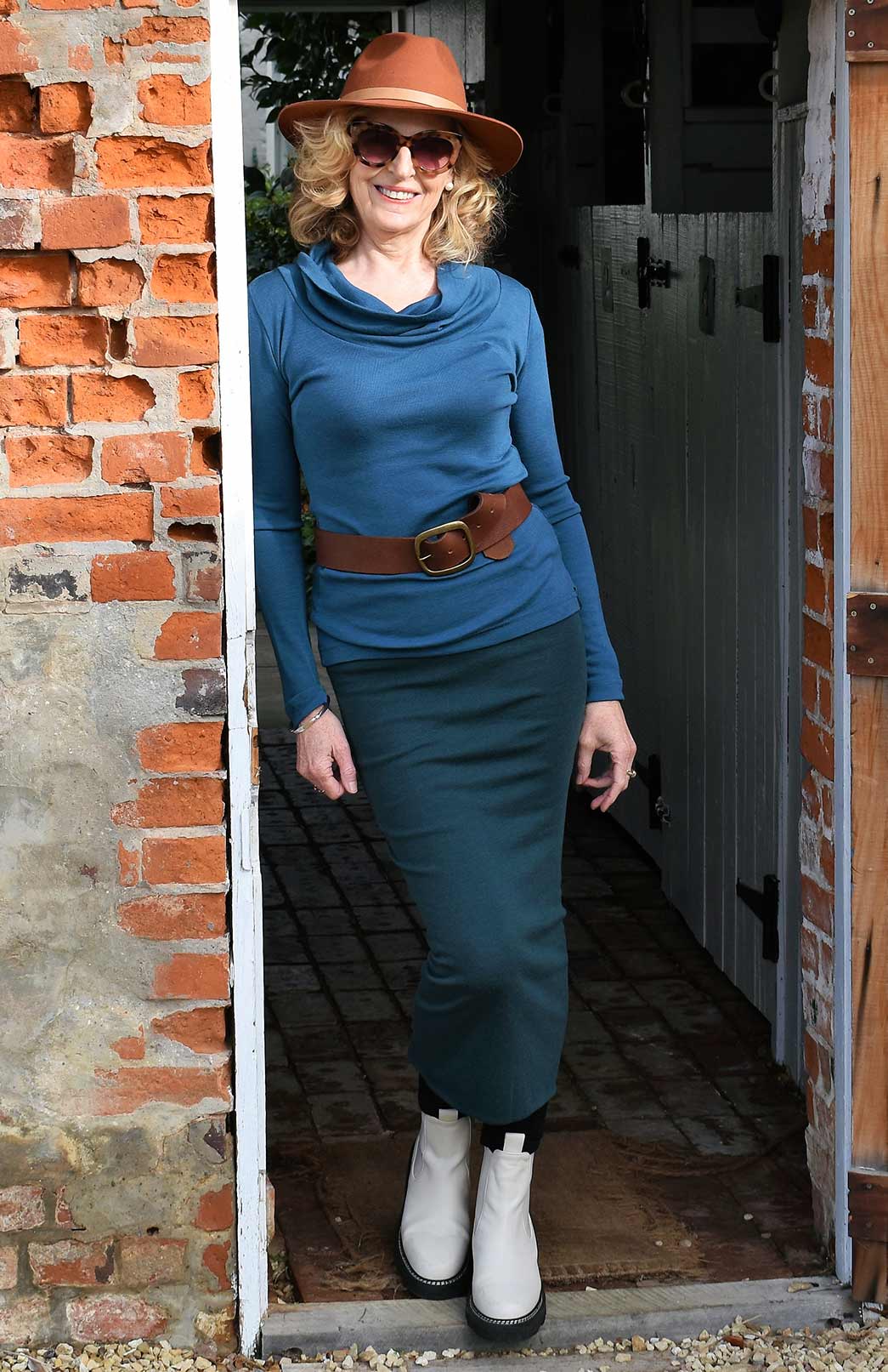 Black Women&#39;s Merino Wool Cowl Neck Top with Long Sleeves
