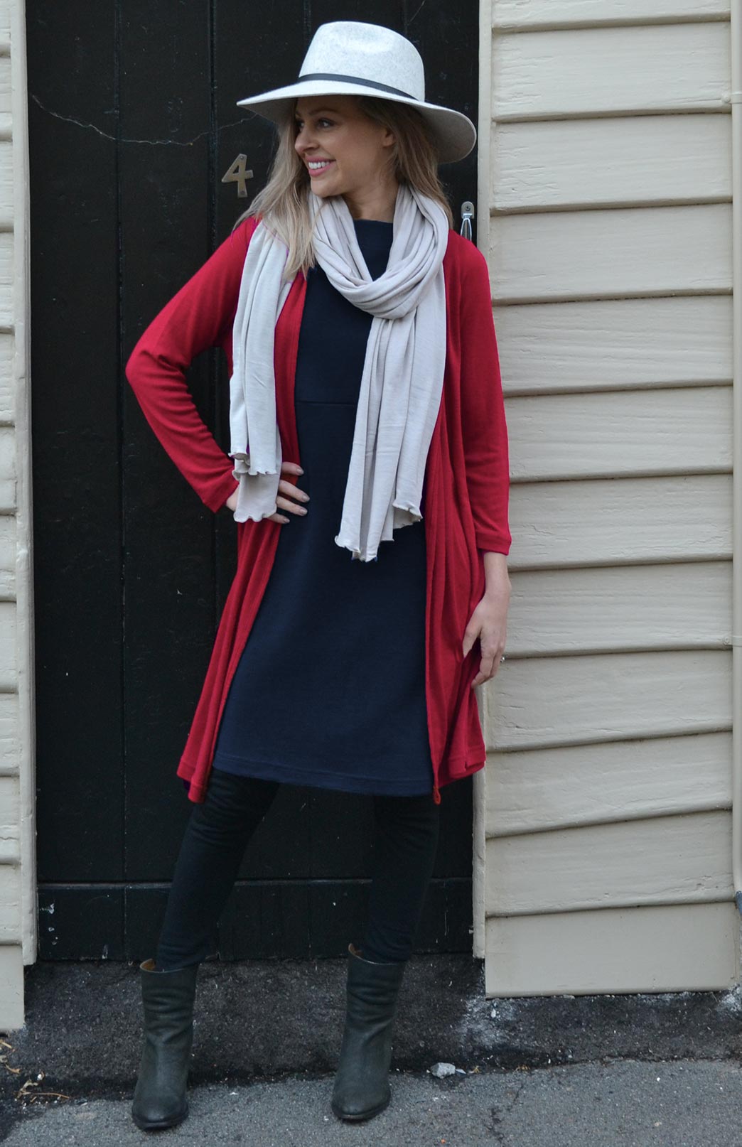 Stone Women's Merino Wool Luxury Scarf