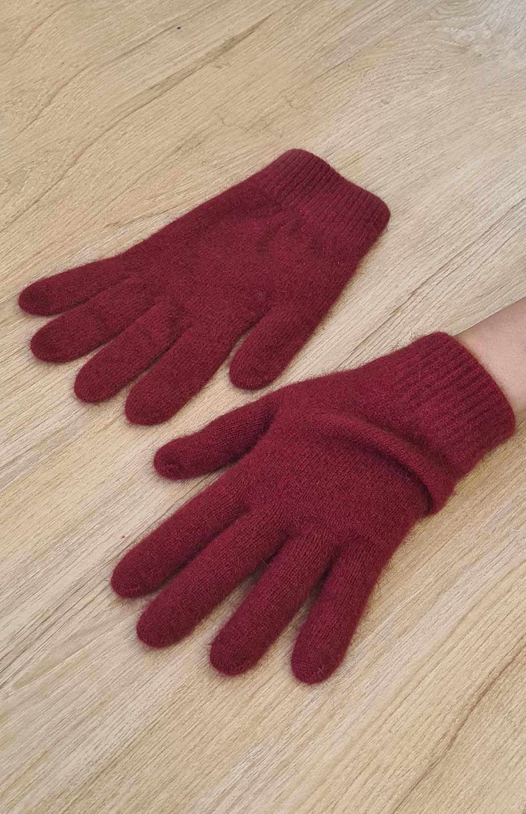 Amazon Red Unisex Merino Wool &amp; Possum Fur Gloves 