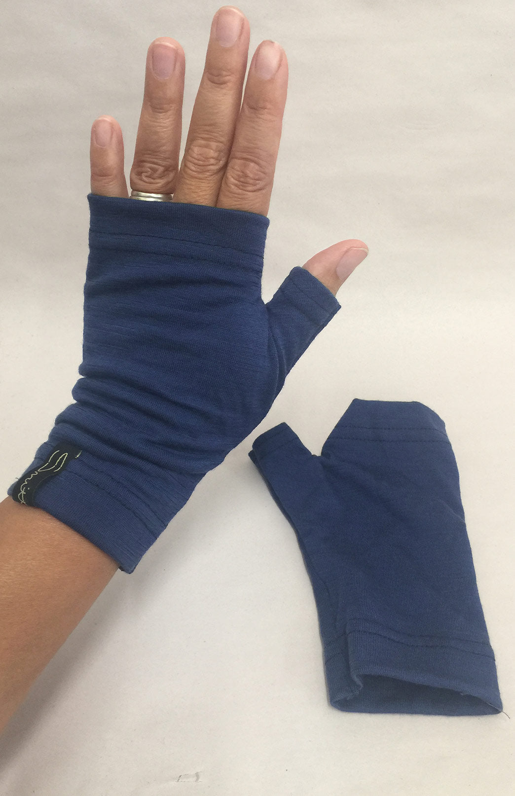 Navy Blue Merino Wool Thermal Fingerless Mittens