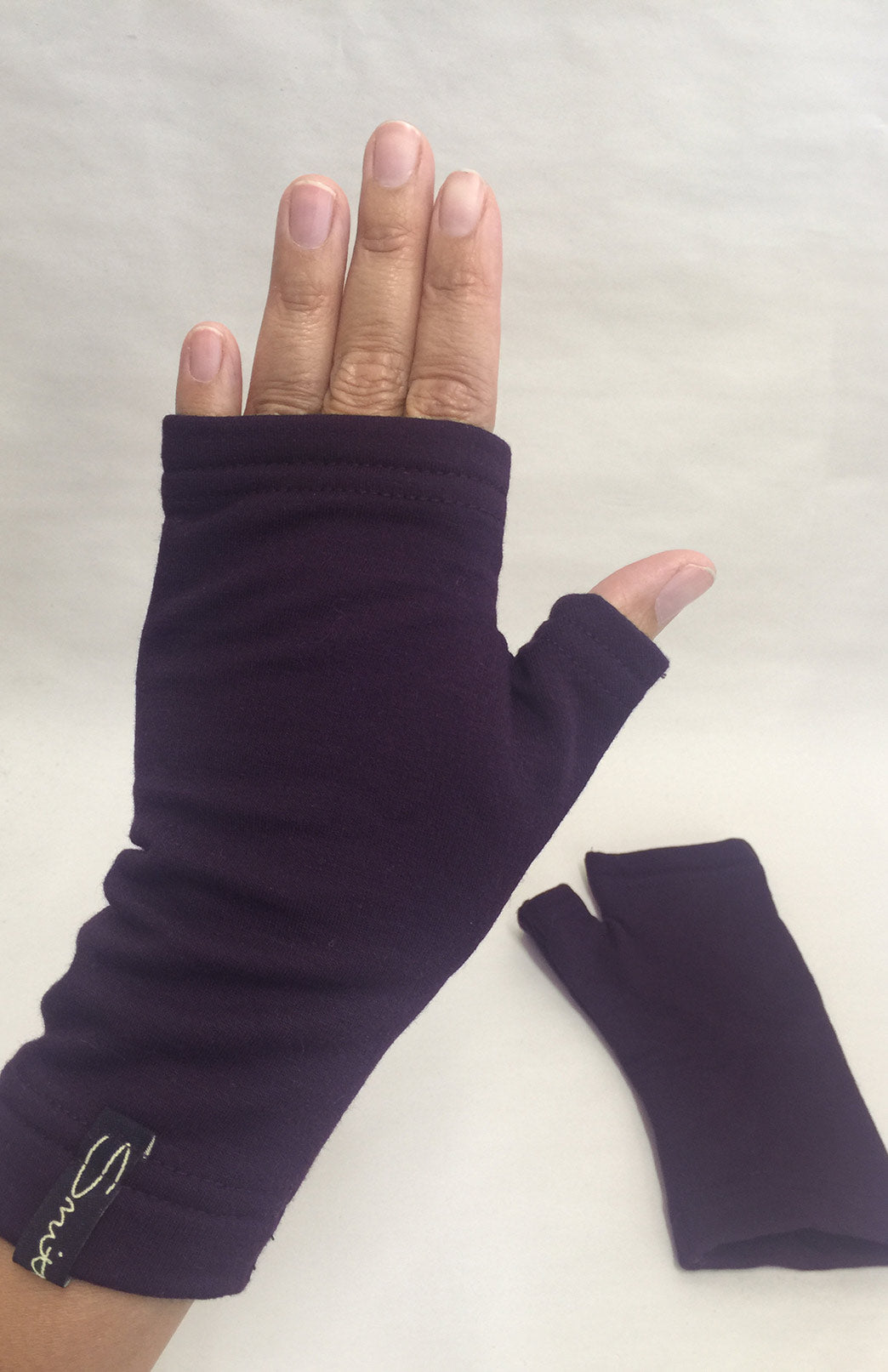 Plum Purple Fleece Merino Wool Thermal Fingerless Mittens