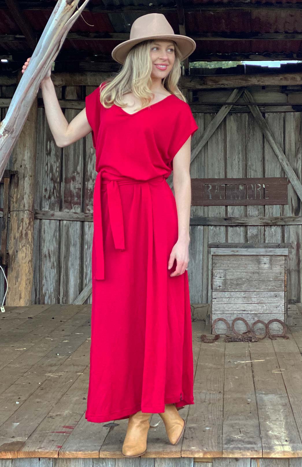 Scarlet Red Women&#39;s Merino Wool Short Sleeved V-Neck Maxi Dress with Belt and Side Pockets
