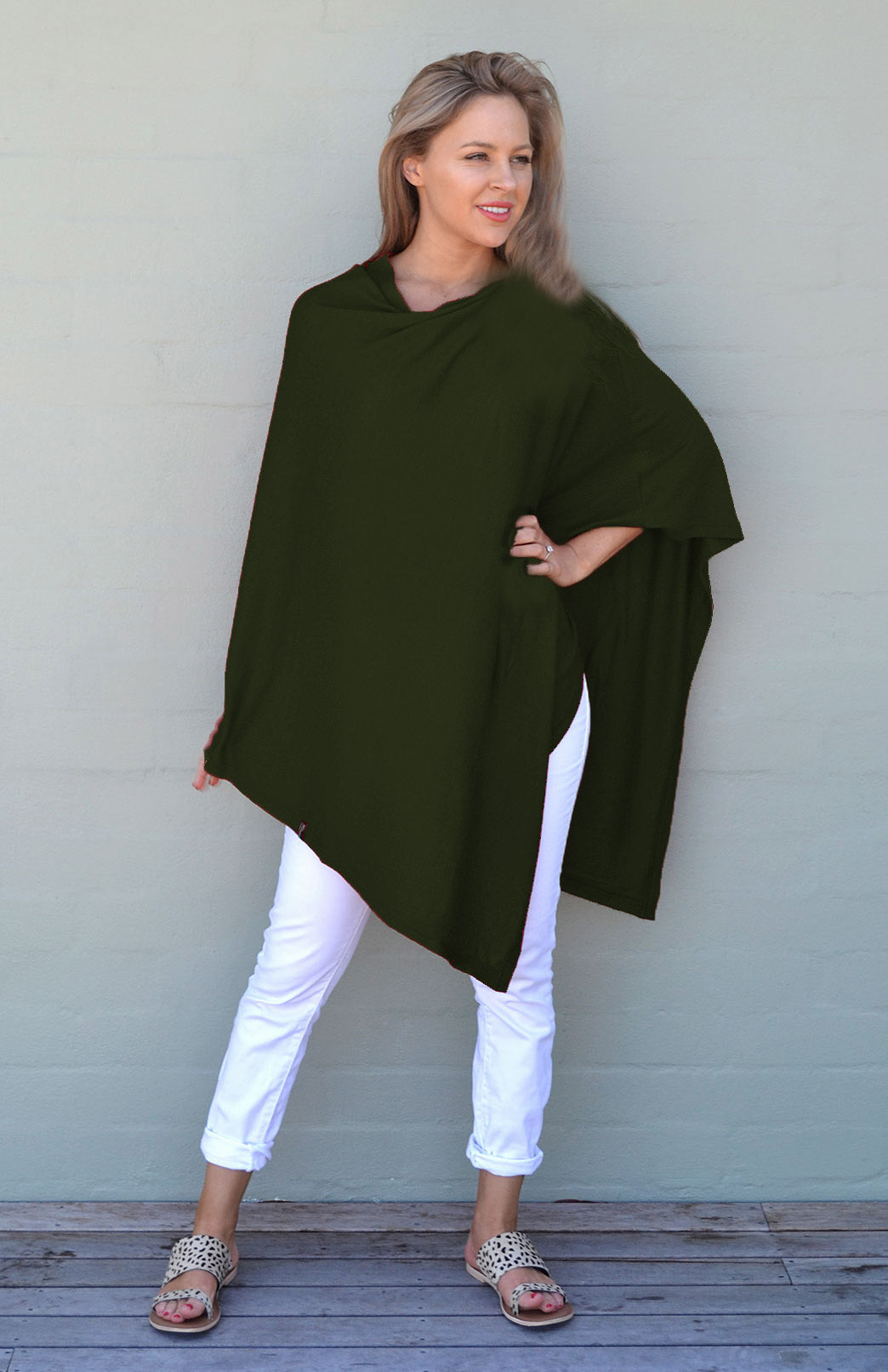 Kale Green Women&#39;s Merino Wool Poncho
